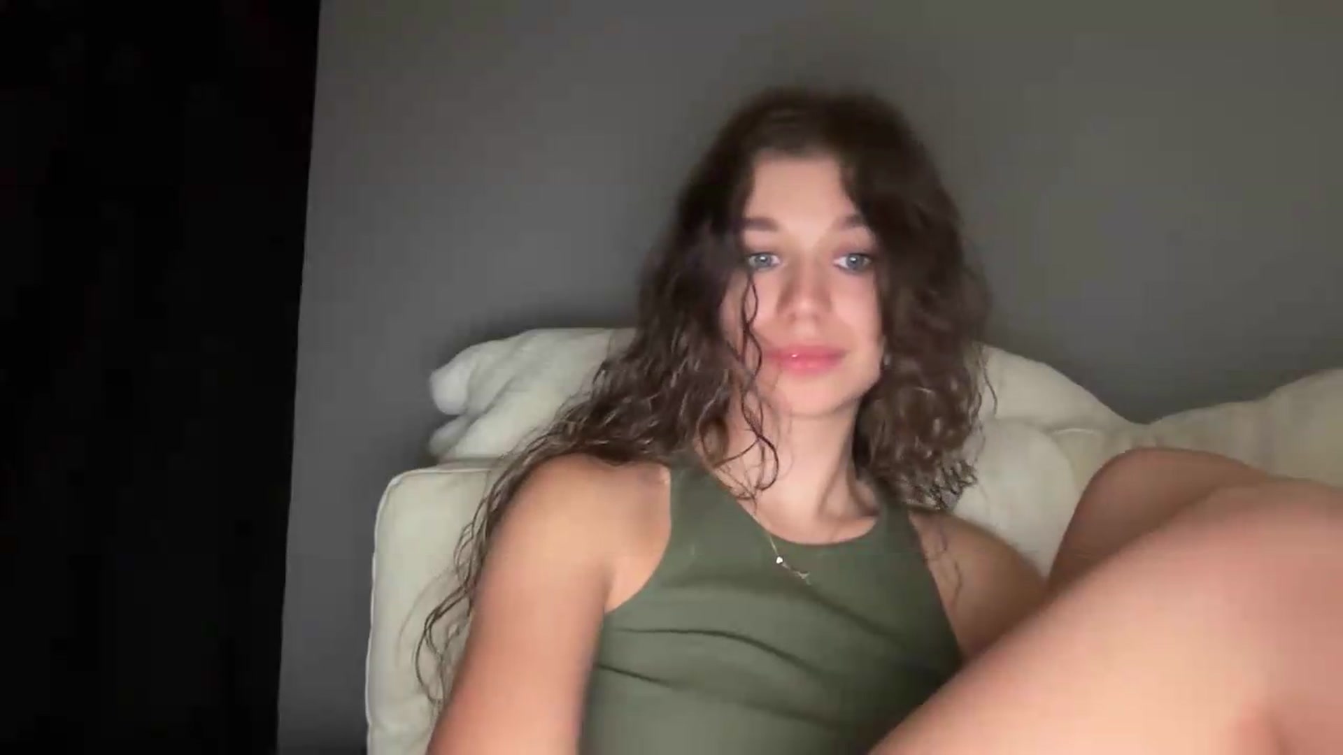 Gallery image thumbnail from JewelReigns's myfreecams stream on, 07/16/2026, 21:17 image 20 of 20