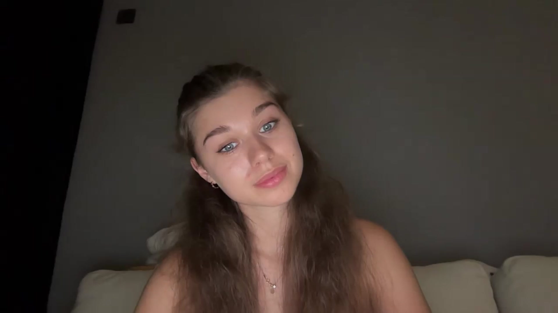 Gallery image thumbnail from JewelReigns's myfreecams stream on, 07/20/2026, 20:04 image 18 of 20