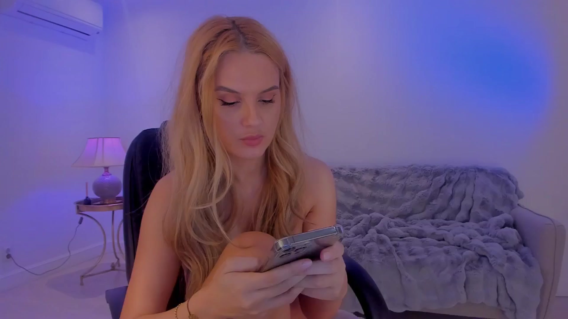Gallery image thumbnail from Jewelles's myfreecams stream on, 02/08/2025, 21:52 image 1 of 20