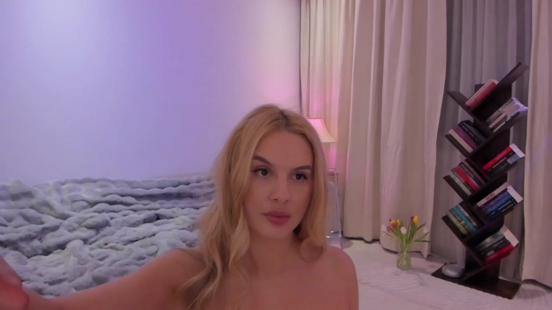 Gallery image thumbnail from Jewelles's myfreecams stream on, 03/01/2025, 18:41 image 2 of 20