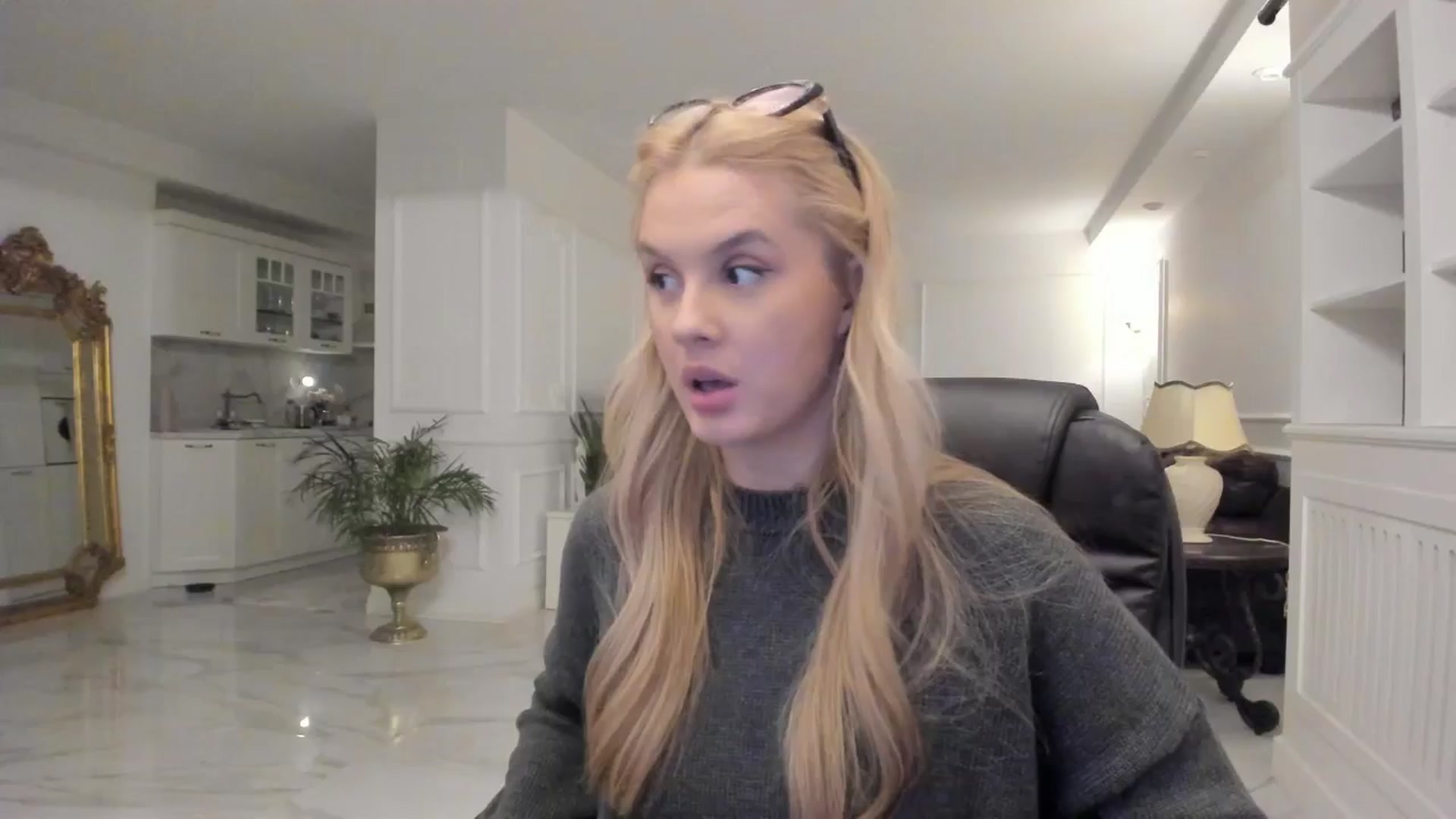 Gallery image thumbnail from Jewelles's myfreecams stream on, 03/19/2025, 22:05 image 19 of 20