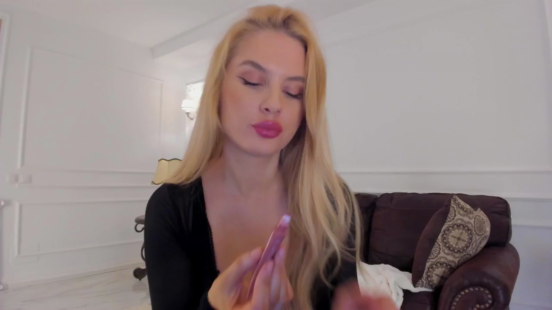 Gallery image thumbnail from Jewelles's myfreecams stream on, 03/25/2025, 20:58 image 17 of 20