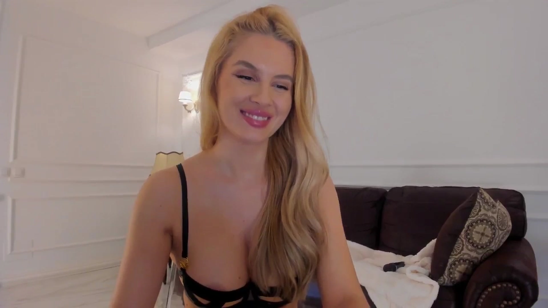 Gallery image thumbnail from Jewelles's myfreecams stream on, 03/26/2025, 21:09 image 20 of 20
