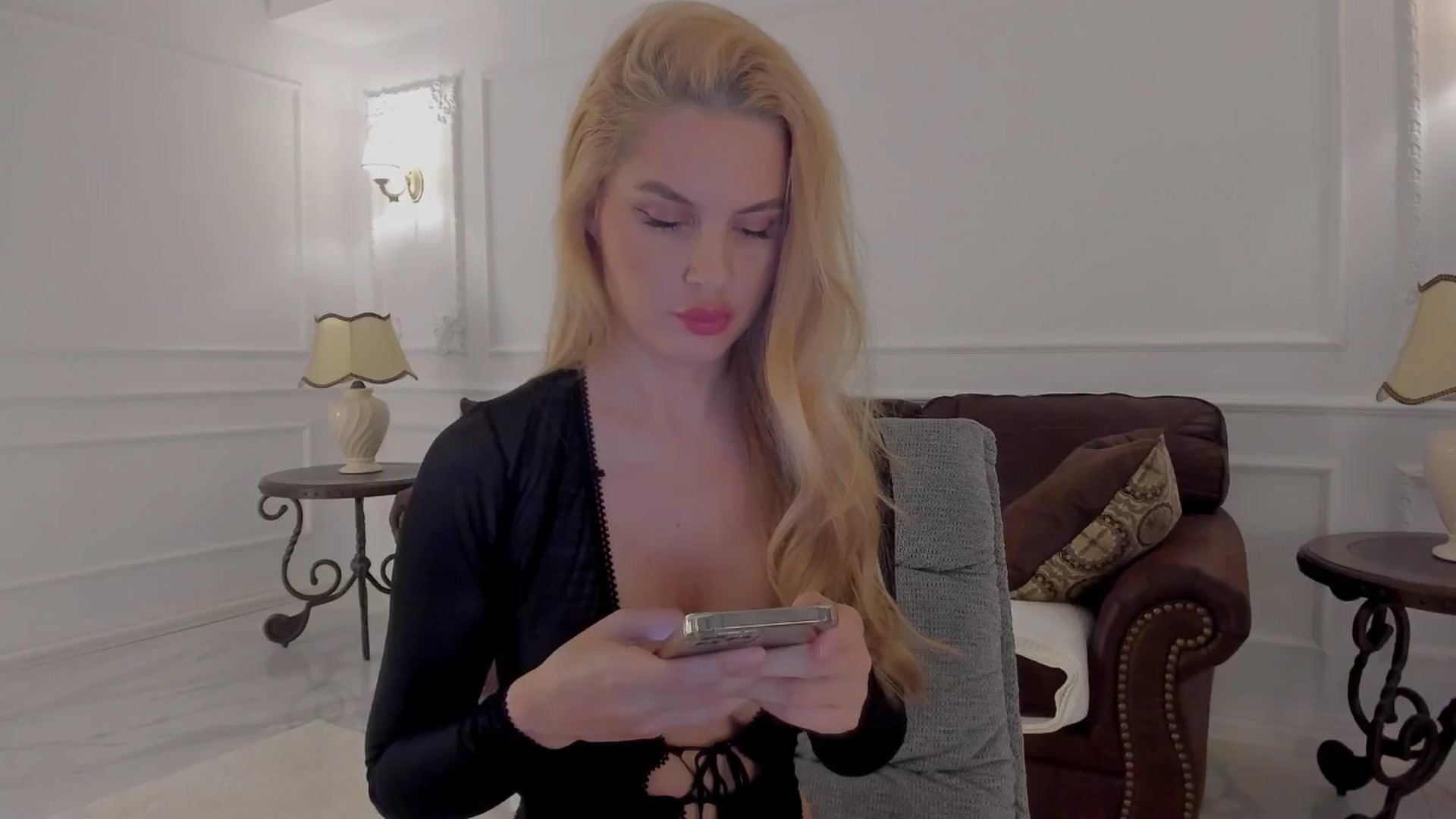 Gallery image thumbnail from Jewelles's myfreecams stream on, 06/20/2025, 17:57 image 11 of 20
