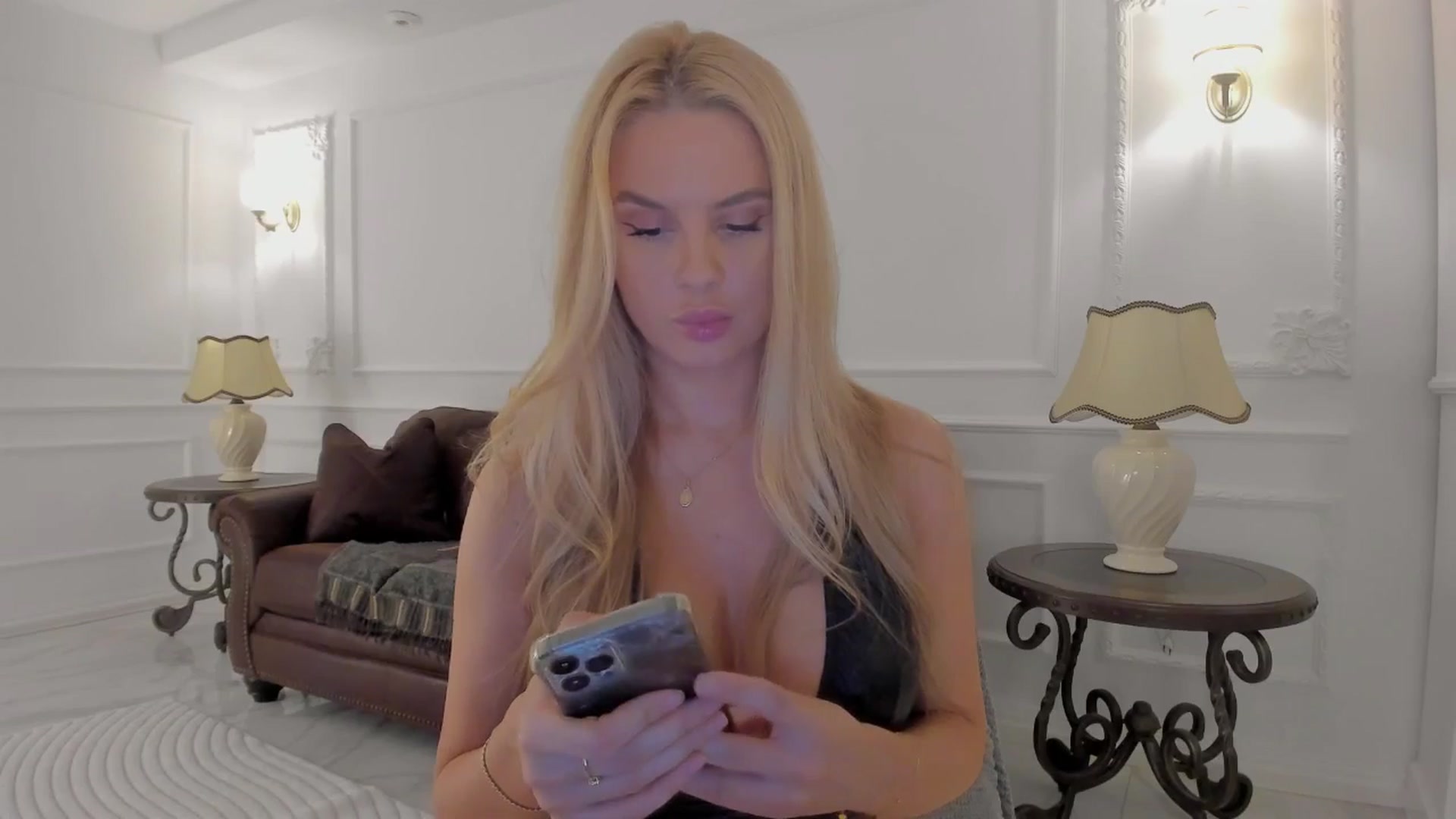 Gallery image thumbnail from Jewelles's myfreecams stream on, 07/12/2025, 18:22 image 9 of 20