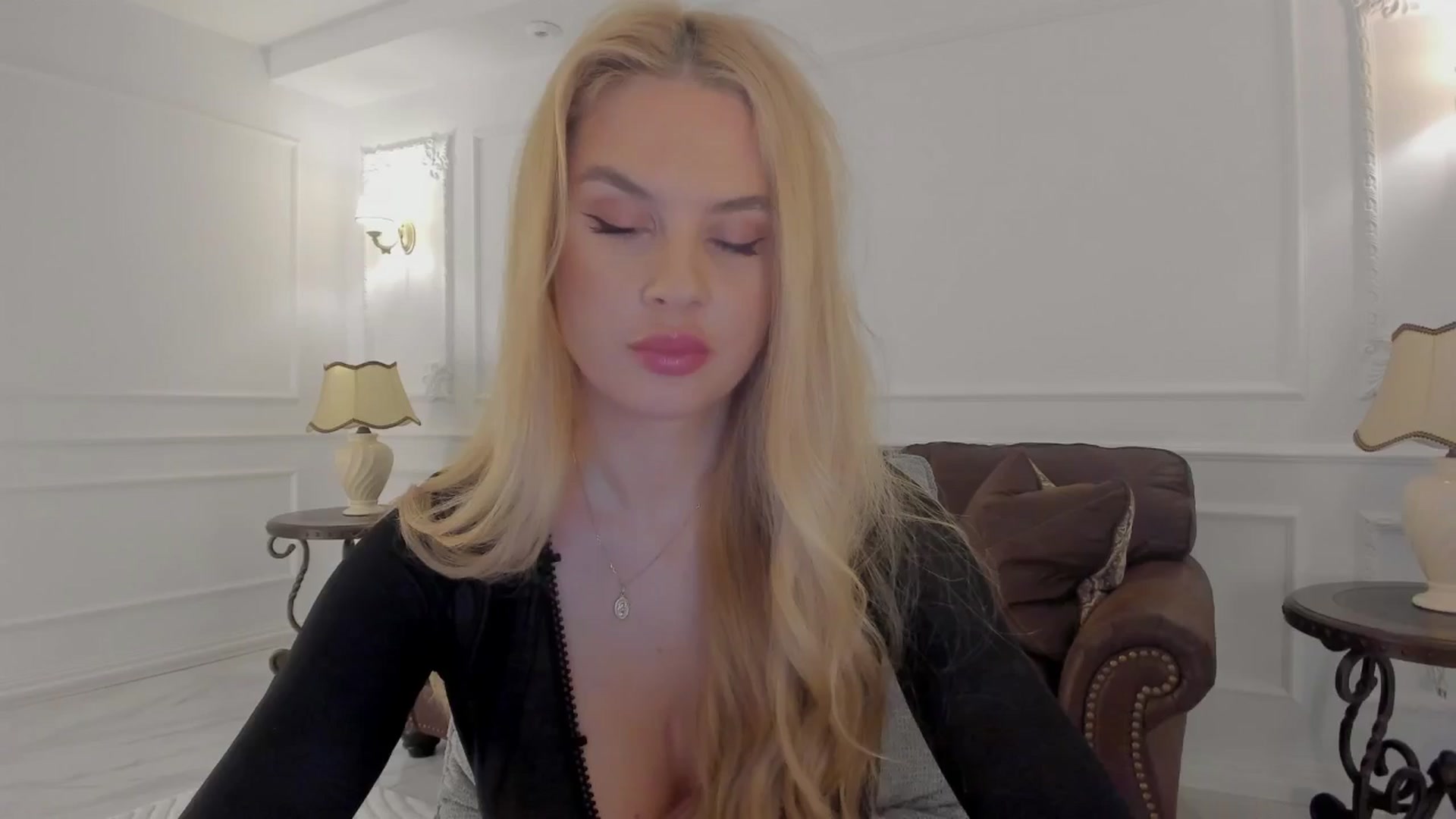 Gallery image thumbnail from Jewelles's myfreecams stream on, 07/14/2025, 17:27 image 7 of 20
