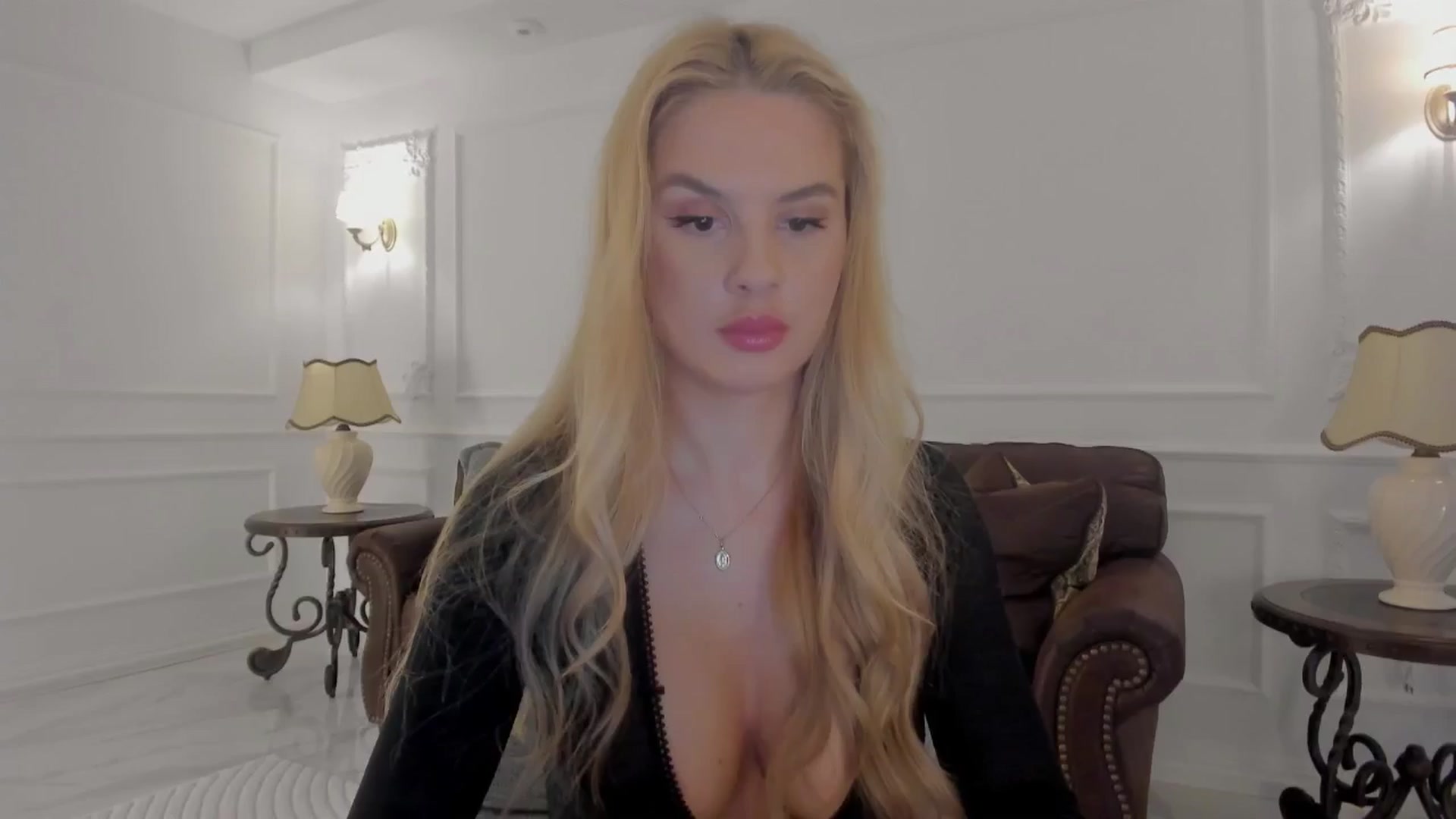 Gallery image thumbnail from Jewelles's myfreecams stream on, 07/14/2025, 17:27 image 18 of 20