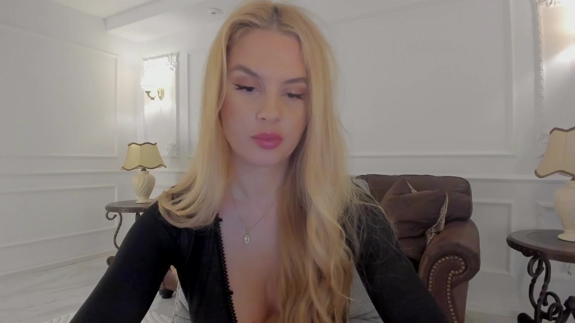 Gallery image thumbnail from Jewelles's myfreecams stream on, 07/14/2025, 17:27 image 6 of 20