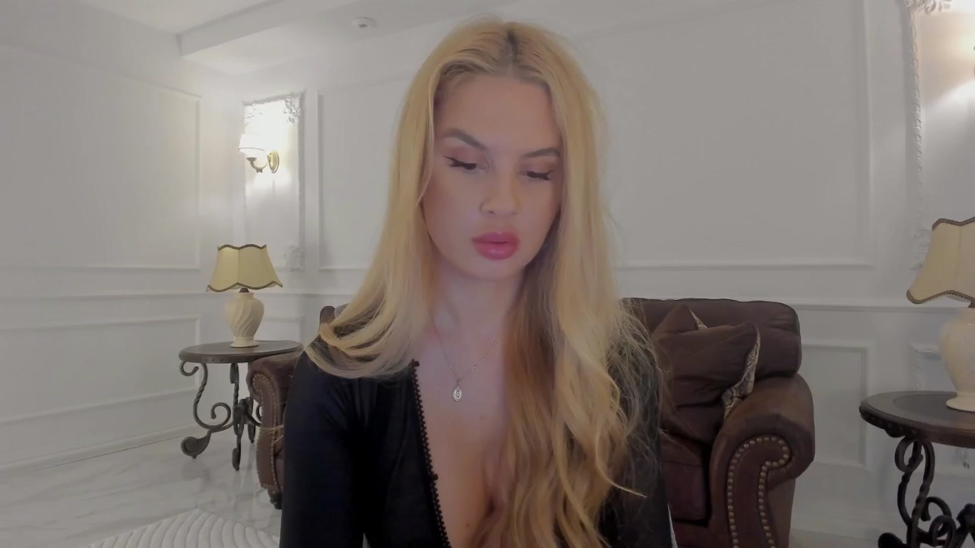 Gallery image thumbnail from Jewelles's myfreecams stream on, 07/14/2025, 17:27 image 4 of 20