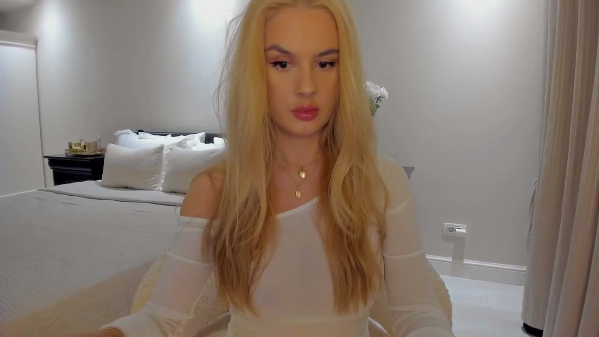 Gallery image thumbnail from Jewelles's myfreecams stream on, 09/07/2025, 19:30 image 9 of 20