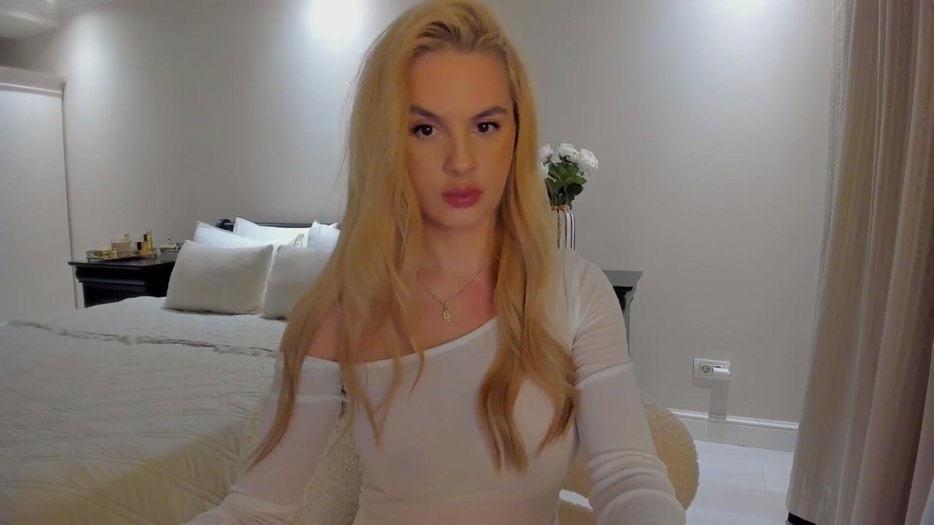 Gallery image thumbnail from Jewelles's myfreecams stream on, 09/17/2025, 18:04 image 20 of 20