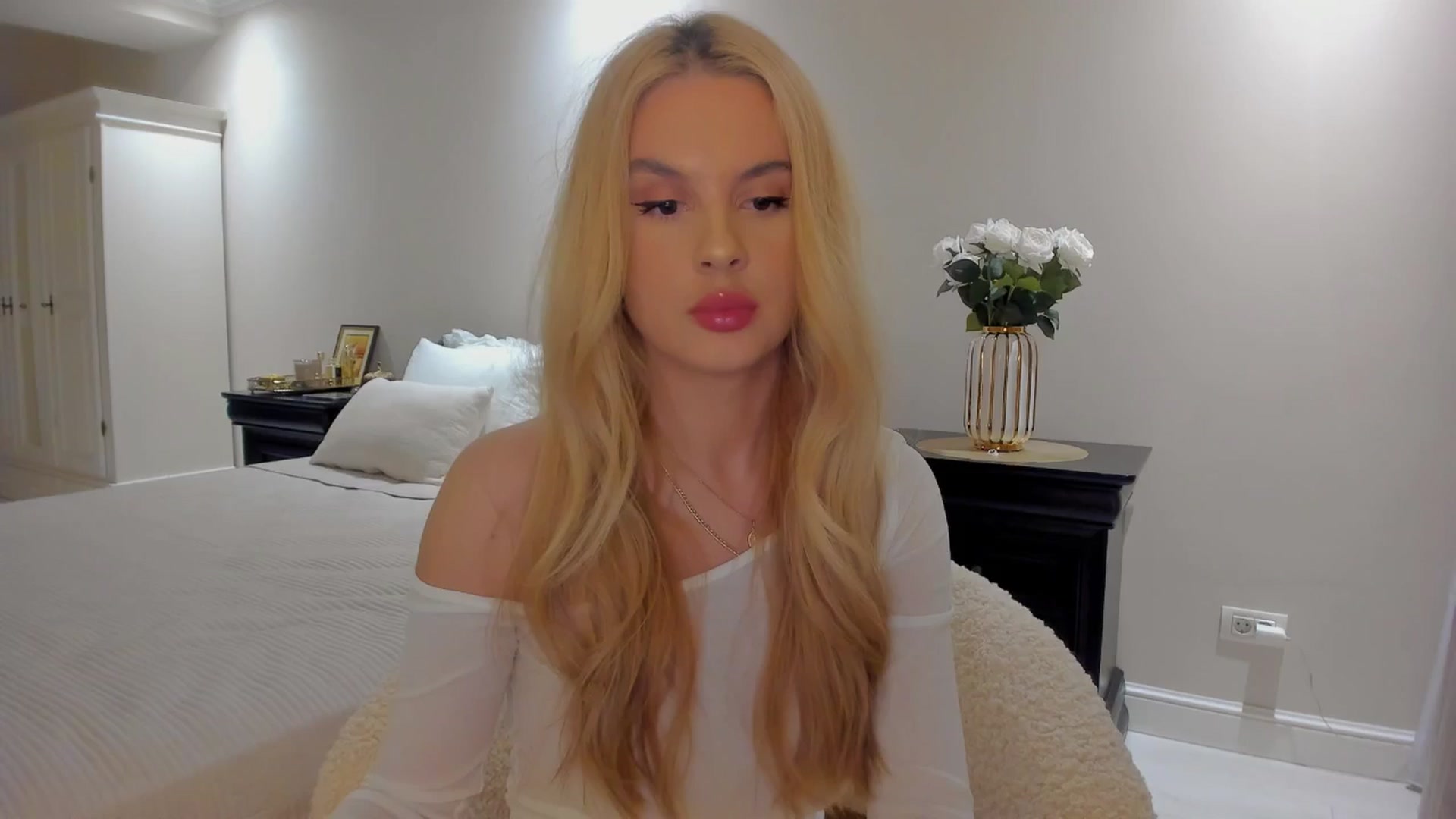 Gallery image thumbnail from Jewelles's myfreecams stream on, 09/28/2025, 19:56 image 4 of 20