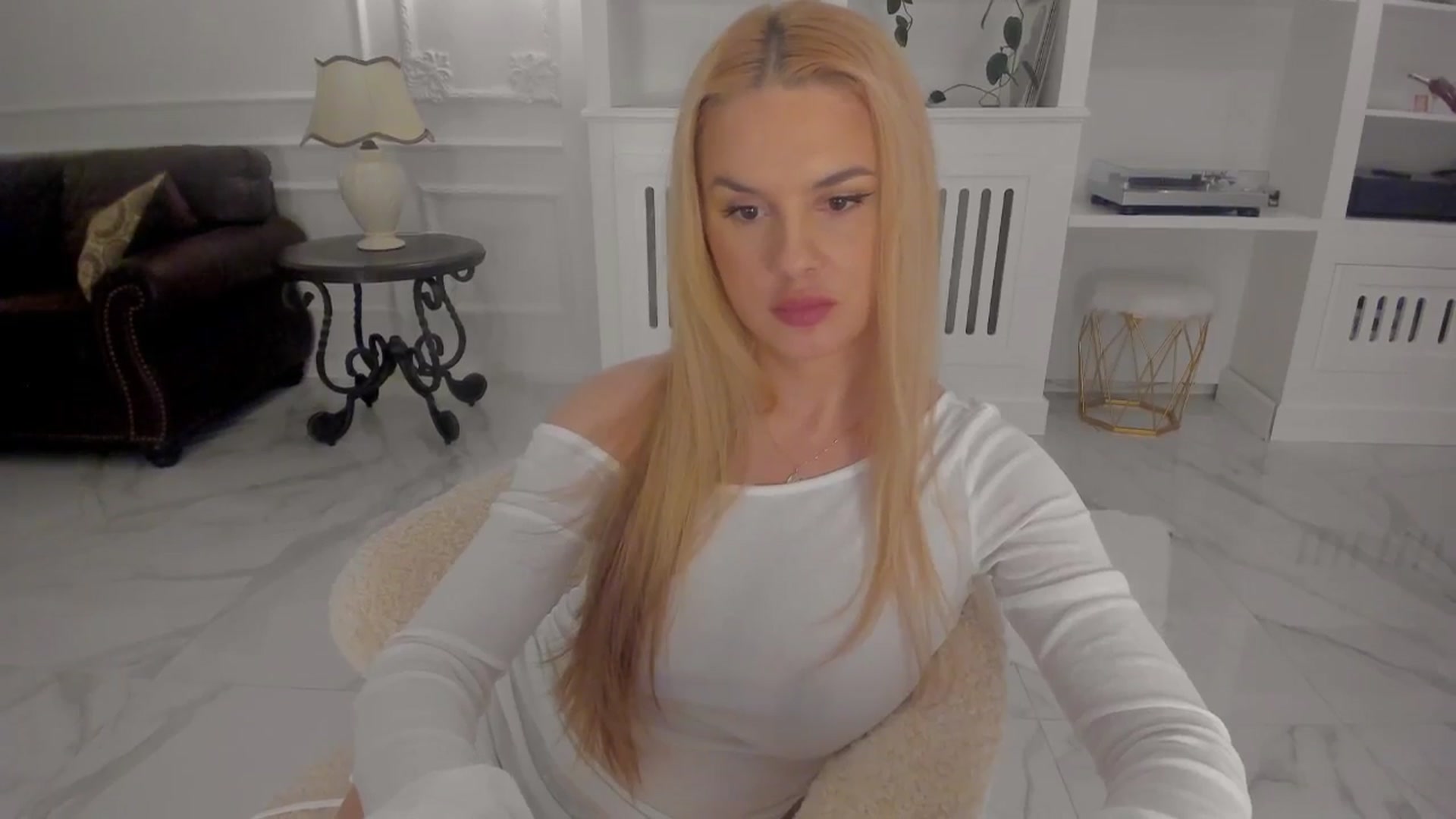 Gallery image thumbnail from Jewelles's myfreecams stream on, 02/01/2026, 21:41 image 13 of 20