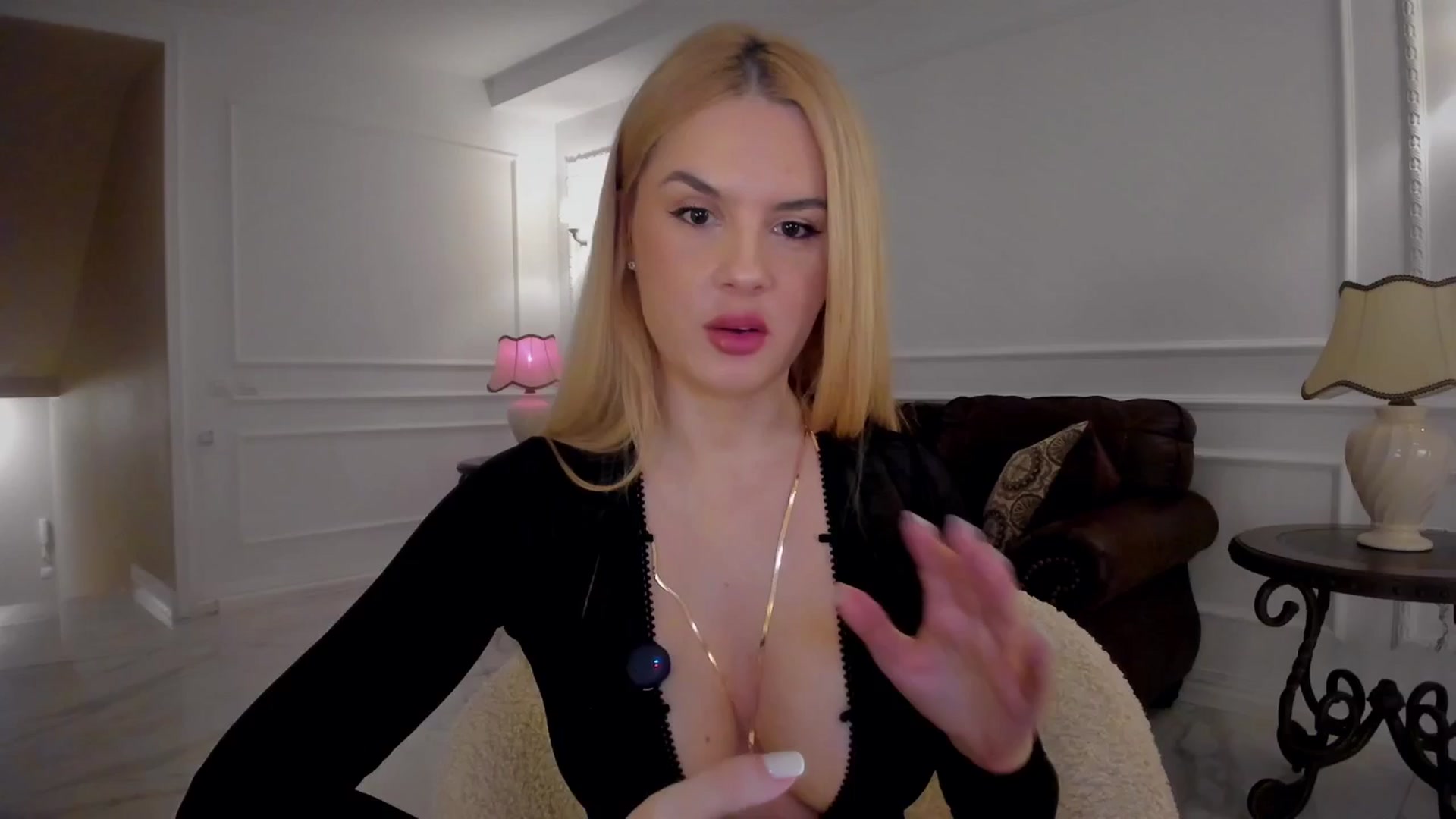 Gallery image thumbnail from Jewelles's myfreecams stream on, 02/06/2026, 21:02 image 15 of 20