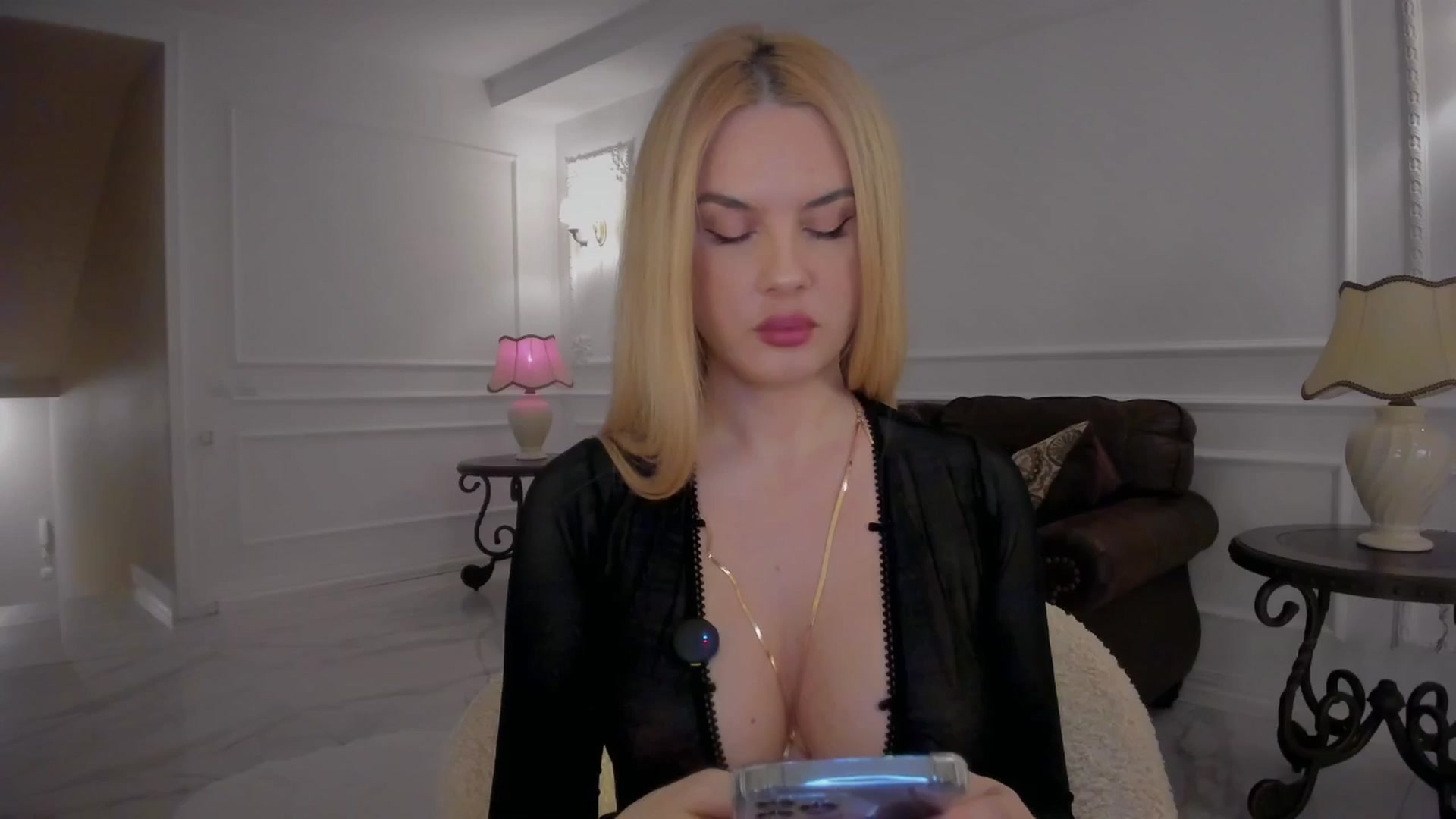Gallery image thumbnail from Jewelles's myfreecams stream on, 02/06/2026, 21:02 image 4 of 20