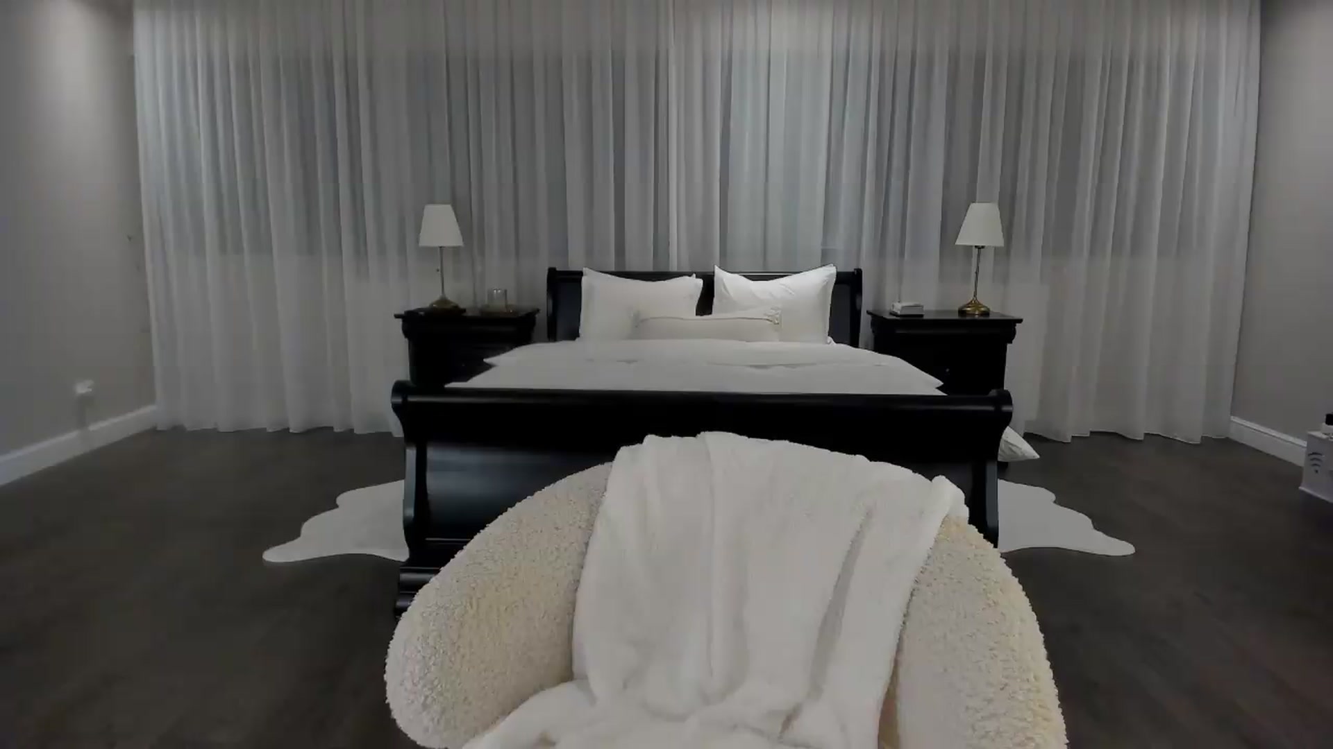 Gallery image thumbnail from Jewelles's myfreecams stream on, 07/17/2026, 20:06 image 18 of 20