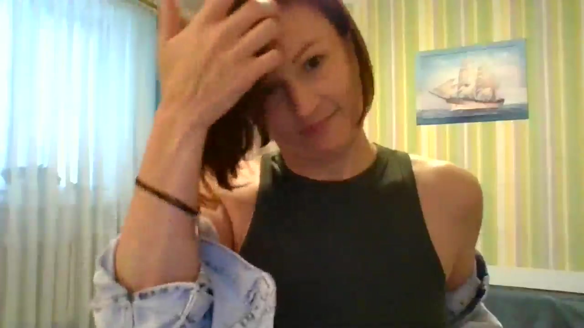 Gallery image thumbnail from JewelsDoll's myfreecams stream on, 02/13/2026, 14:09 image 14 of 20