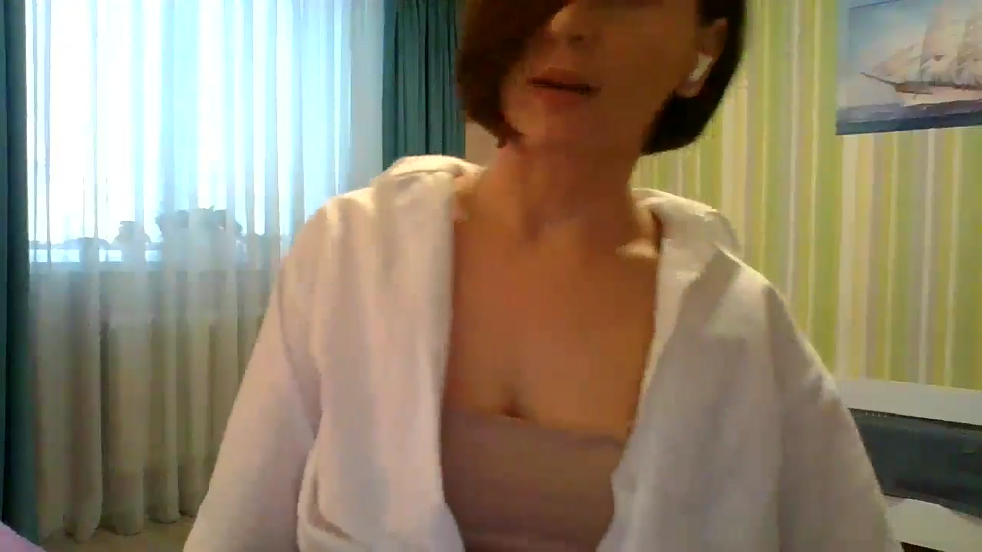 Gallery image thumbnail from JewelsDoll's myfreecams stream on, 02/15/2026, 11:07 image 2 of 20