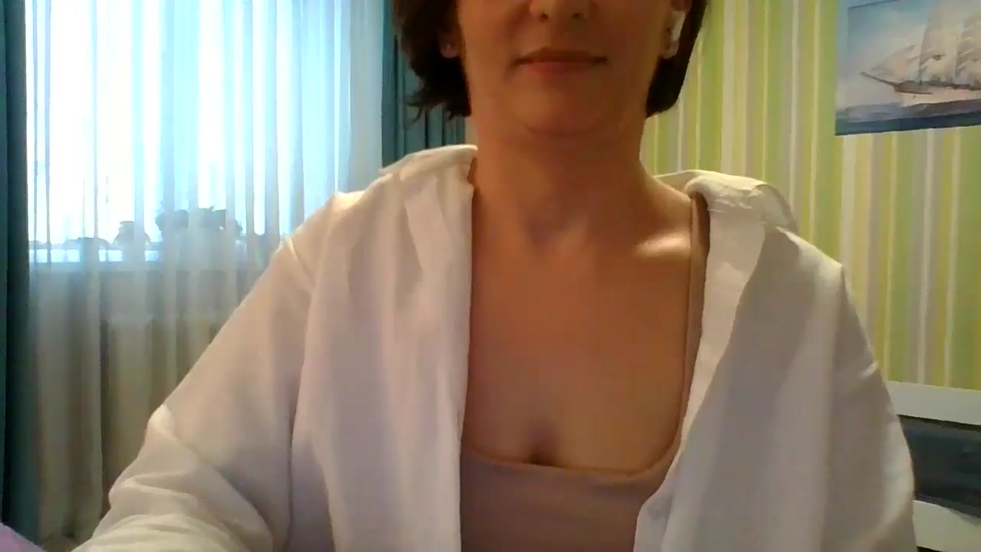 Gallery image thumbnail from JewelsDoll's myfreecams stream on, 02/15/2026, 11:07 image 12 of 20