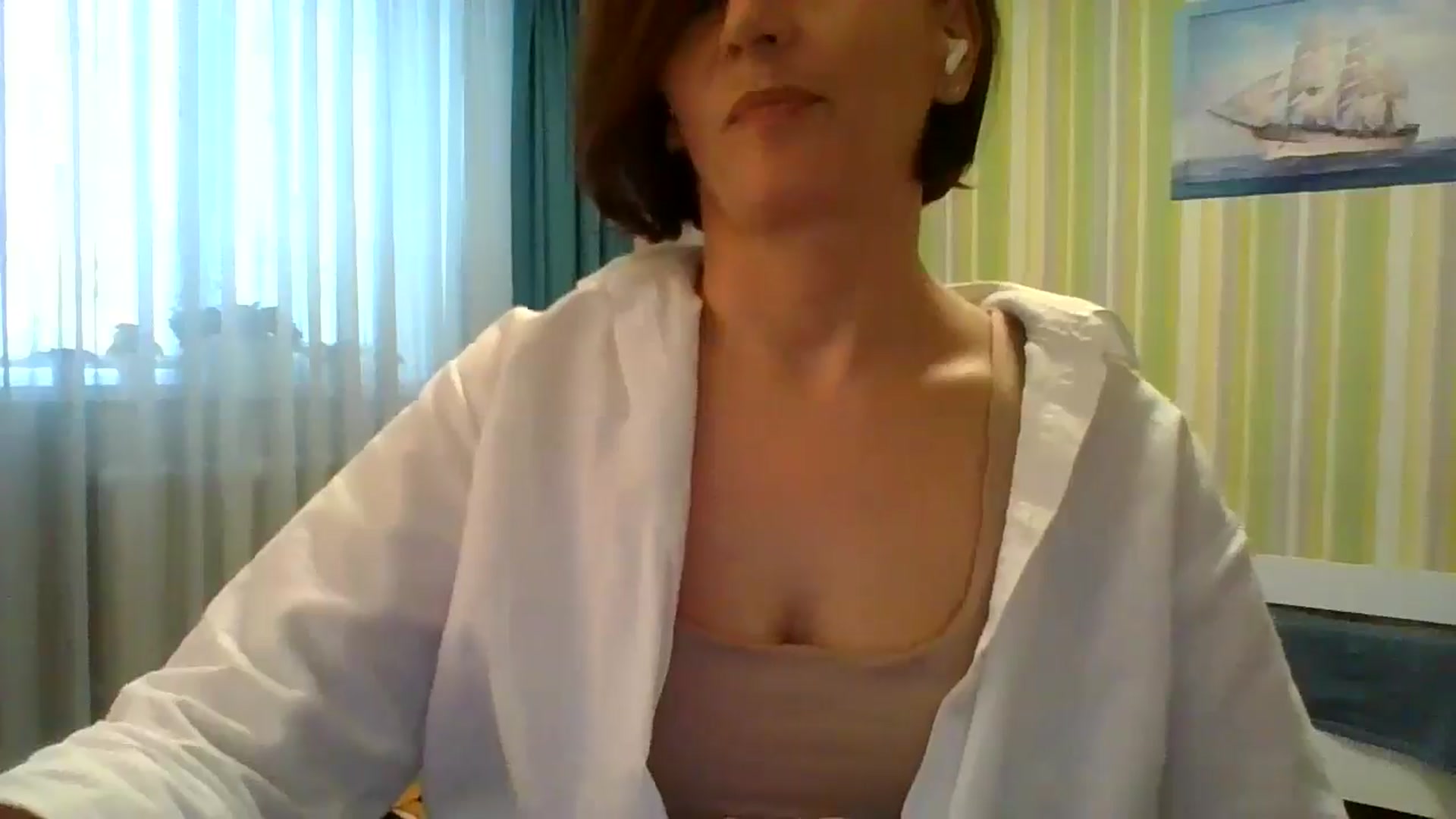 Gallery image thumbnail from JewelsDoll's myfreecams stream on, 02/15/2026, 11:07 image 15 of 20