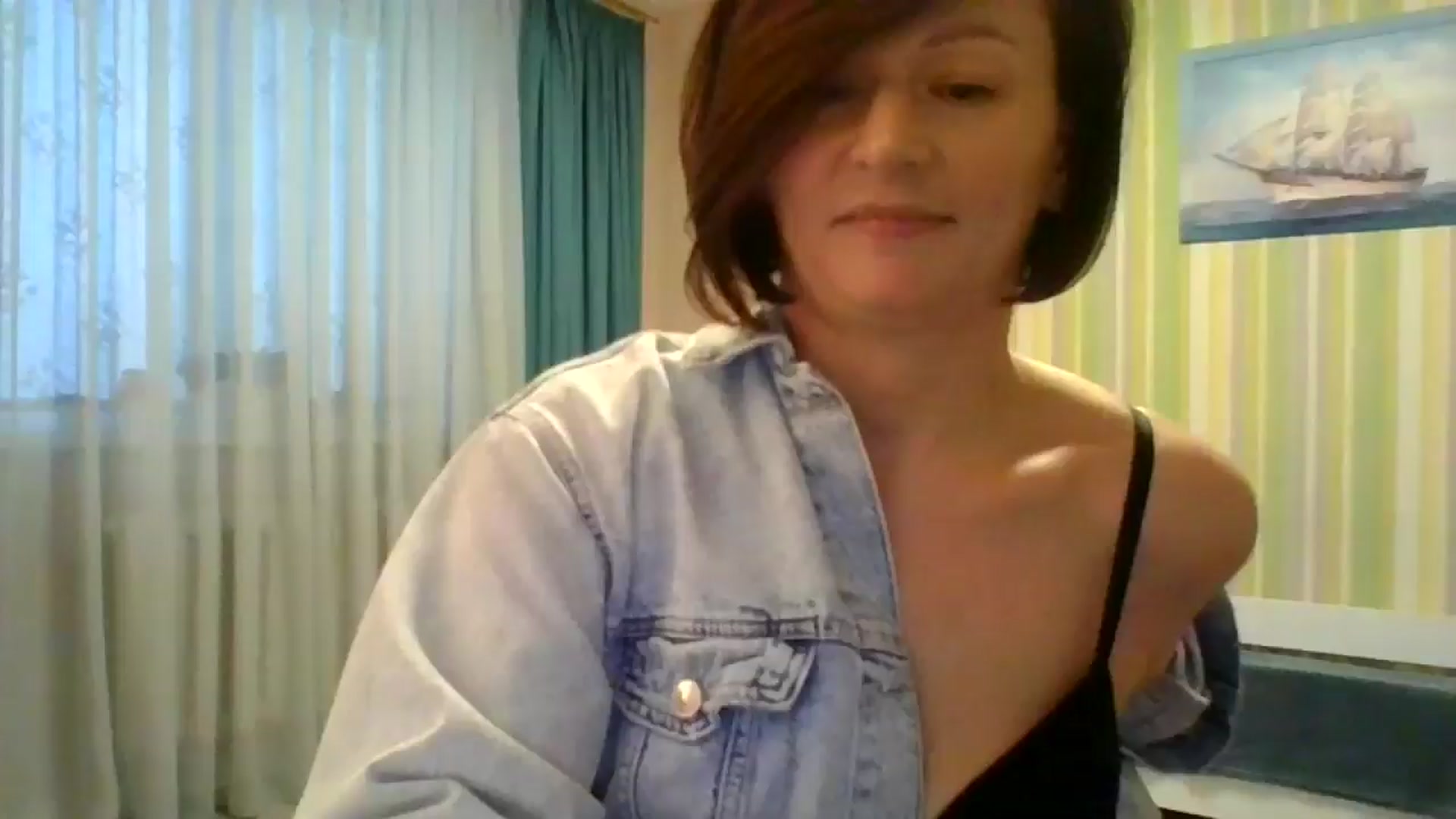 Gallery image thumbnail from JewelsDoll's myfreecams stream on, 02/16/2026, 15:29 image 5 of 20