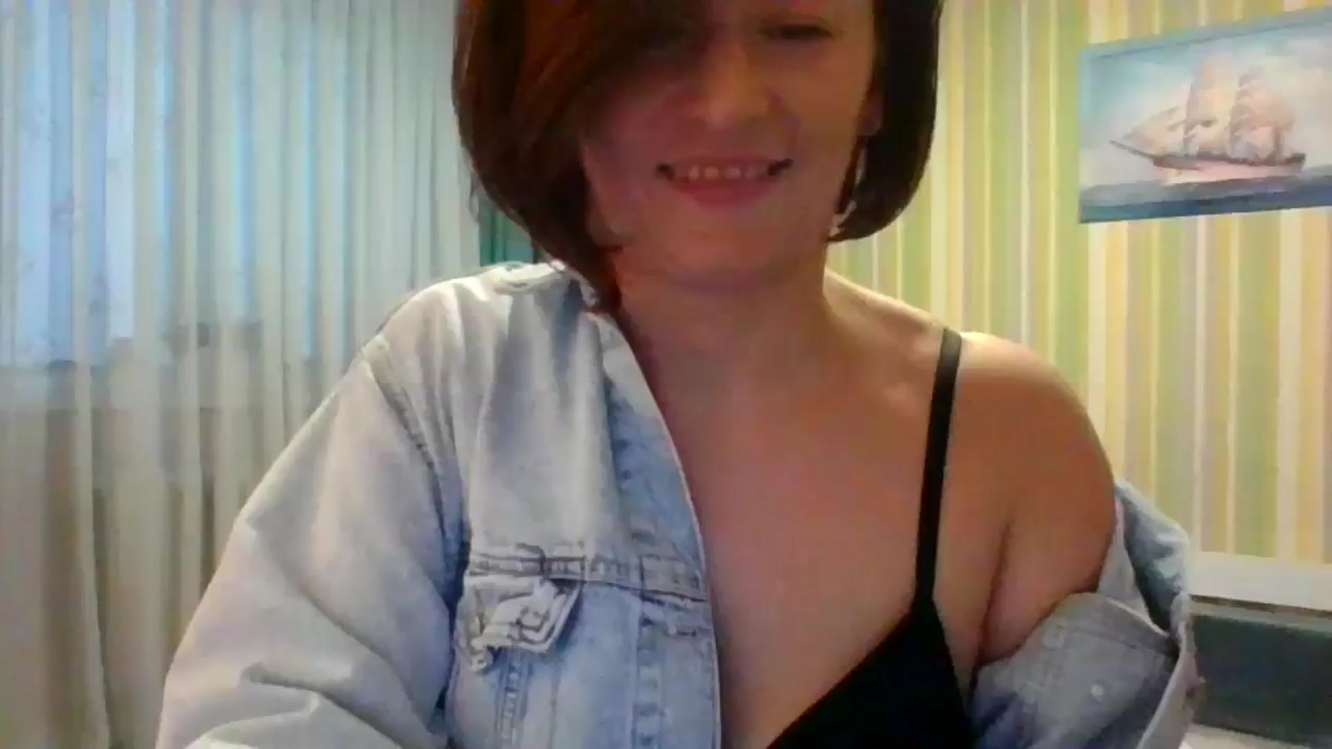 Gallery image thumbnail from JewelsDoll's myfreecams stream on, 02/16/2026, 15:29 image 15 of 20