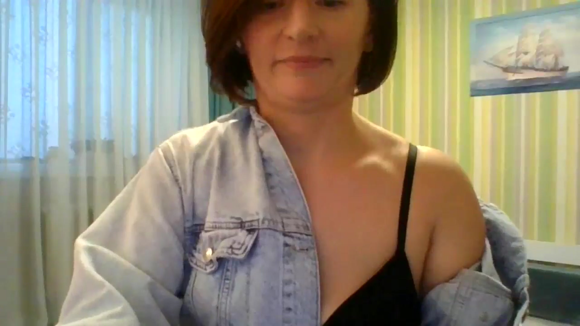 Gallery image thumbnail from JewelsDoll's myfreecams stream on, 02/16/2026, 15:29 image 3 of 20