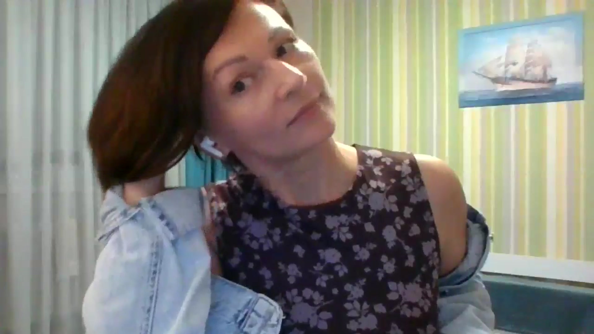Gallery image thumbnail from JewelsDoll's myfreecams stream on, 02/17/2026, 16:40 image 15 of 20