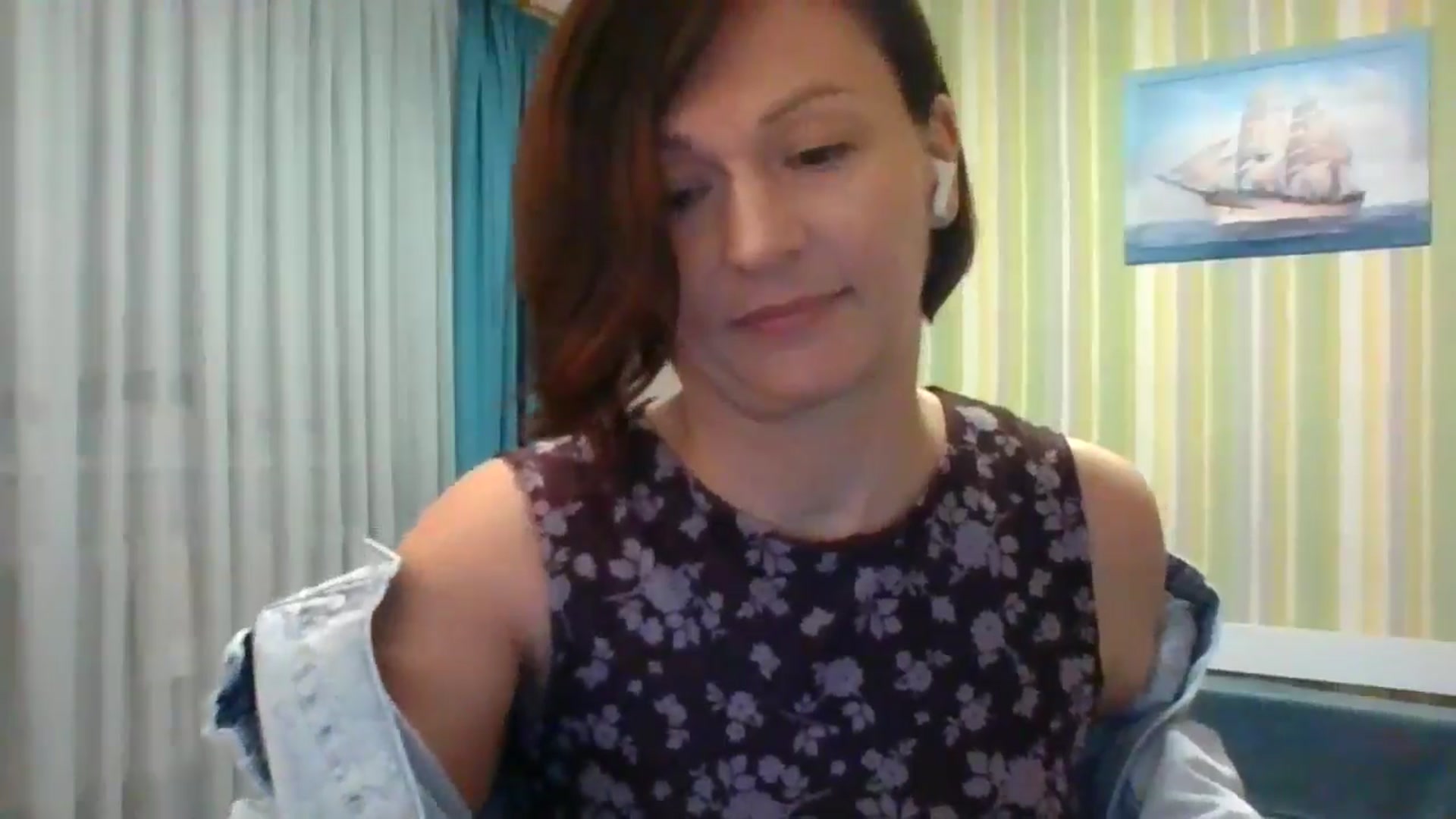Gallery image thumbnail from JewelsDoll's myfreecams stream on, 02/17/2026, 16:40 image 4 of 20