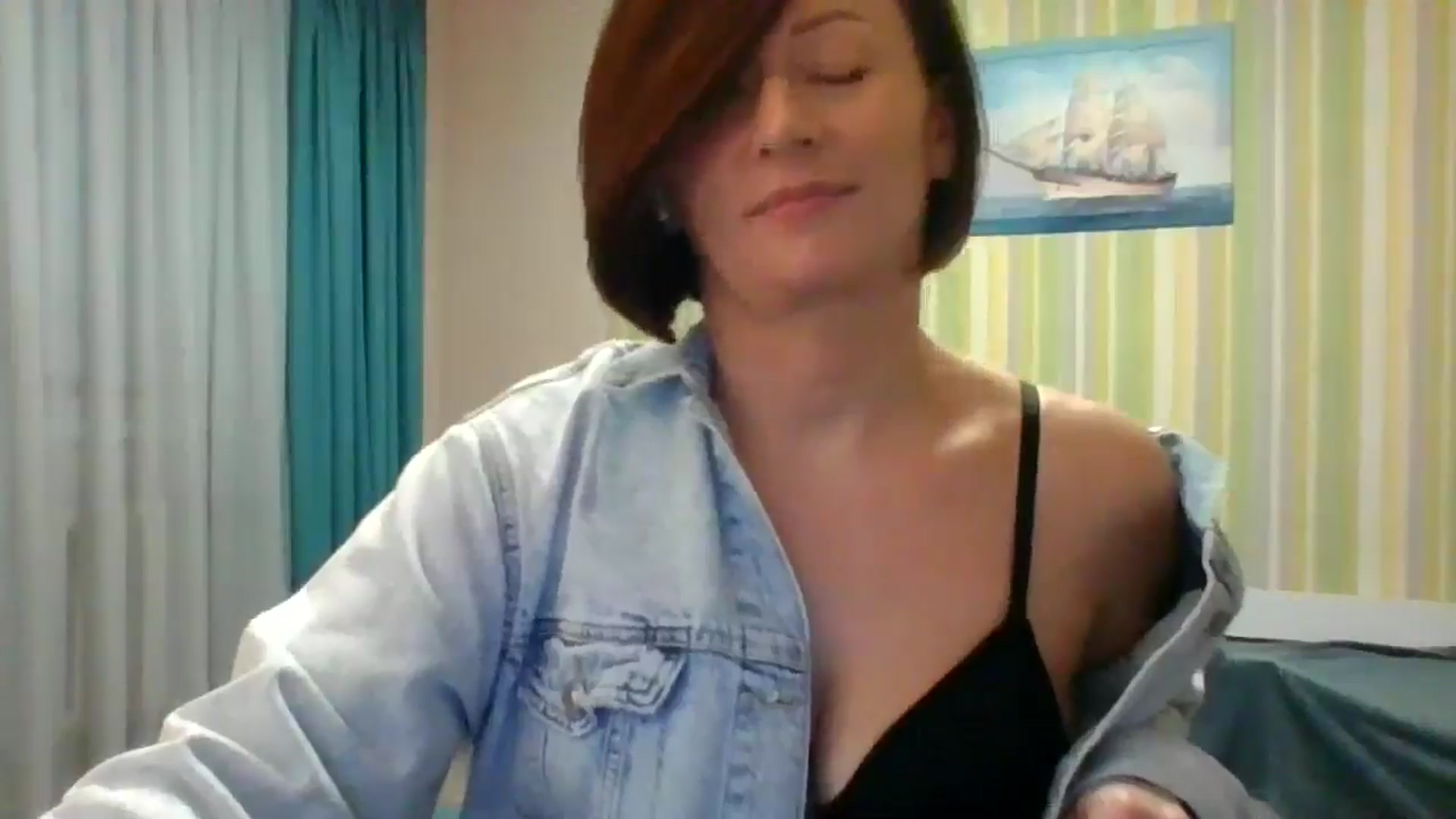 Gallery image thumbnail from JewelsDoll's myfreecams stream on, 02/18/2026, 16:39 image 8 of 20