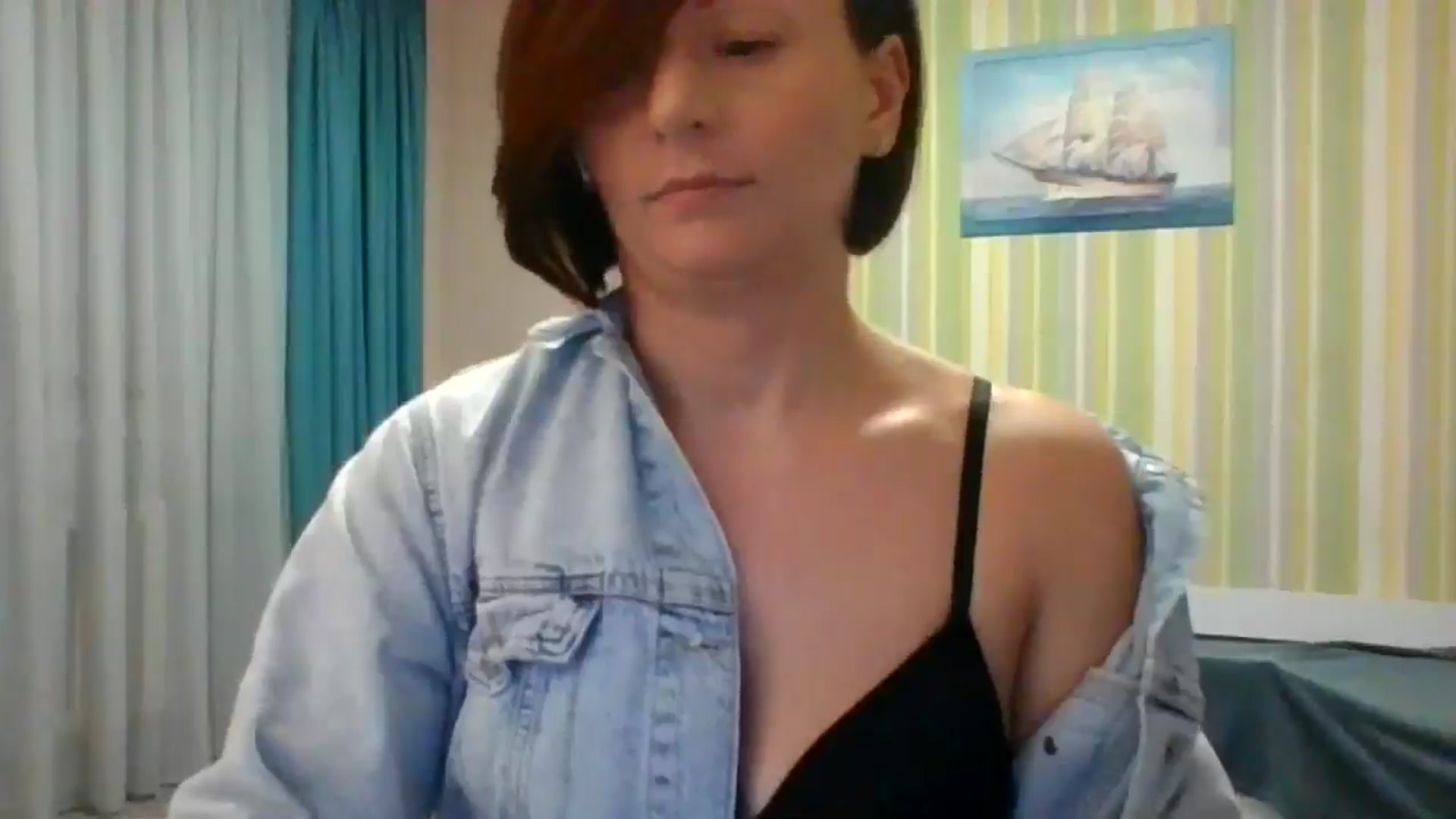 Gallery image thumbnail from JewelsDoll's myfreecams stream on, 02/18/2026, 16:39 image 13 of 20