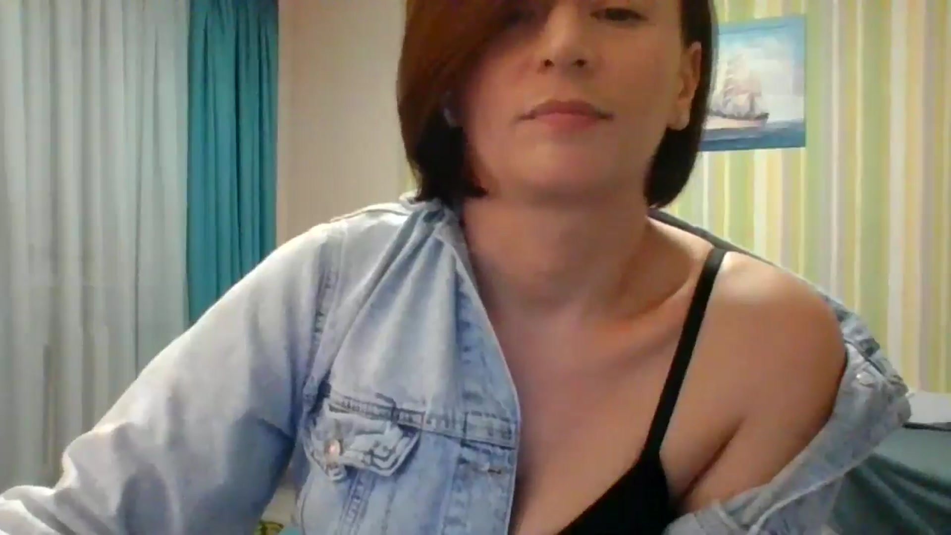 Gallery image thumbnail from JewelsDoll's myfreecams stream on, 02/18/2026, 16:39 image 14 of 20