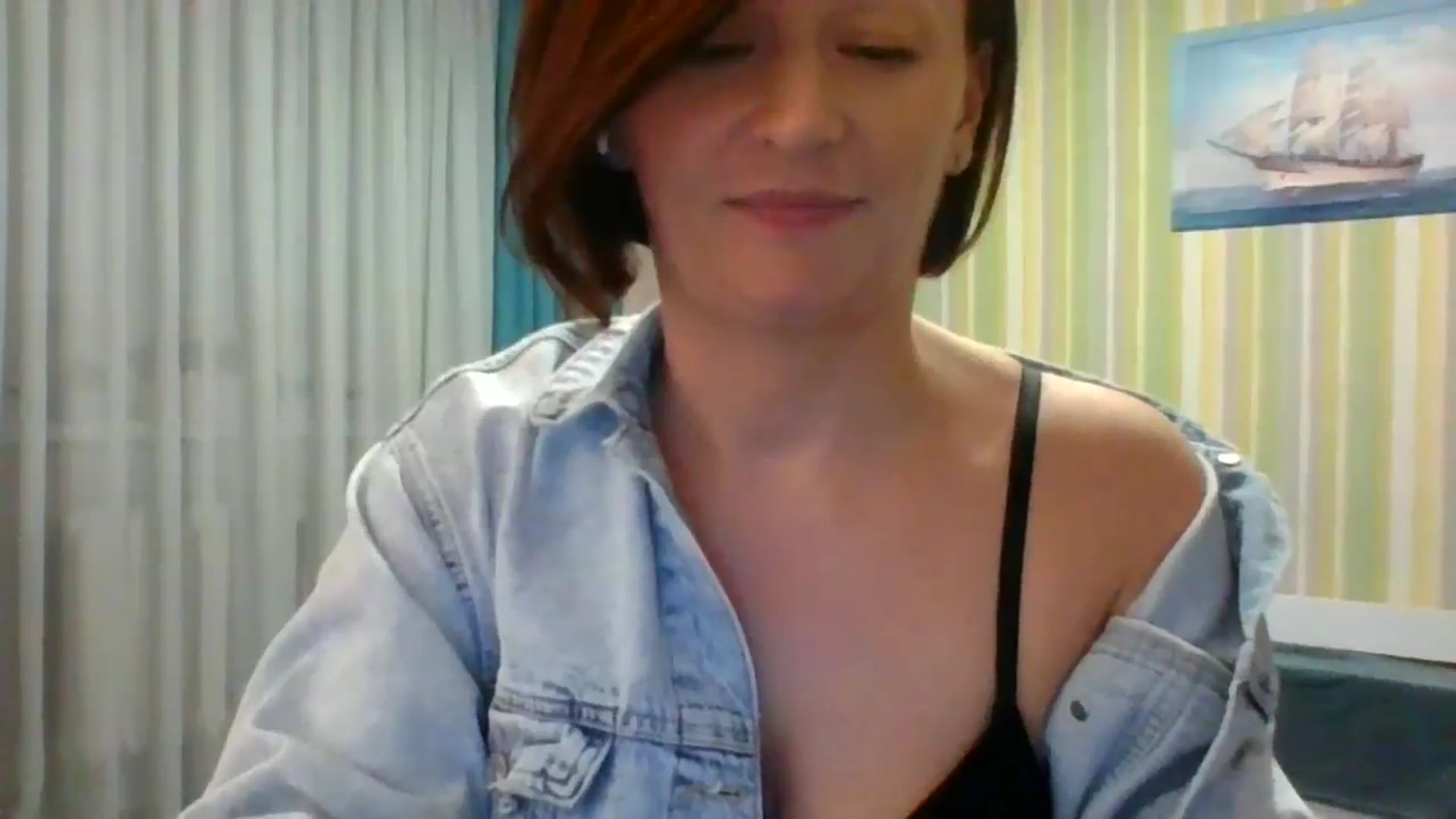 Gallery image thumbnail from JewelsDoll's myfreecams stream on, 02/18/2026, 21:03 image 11 of 20