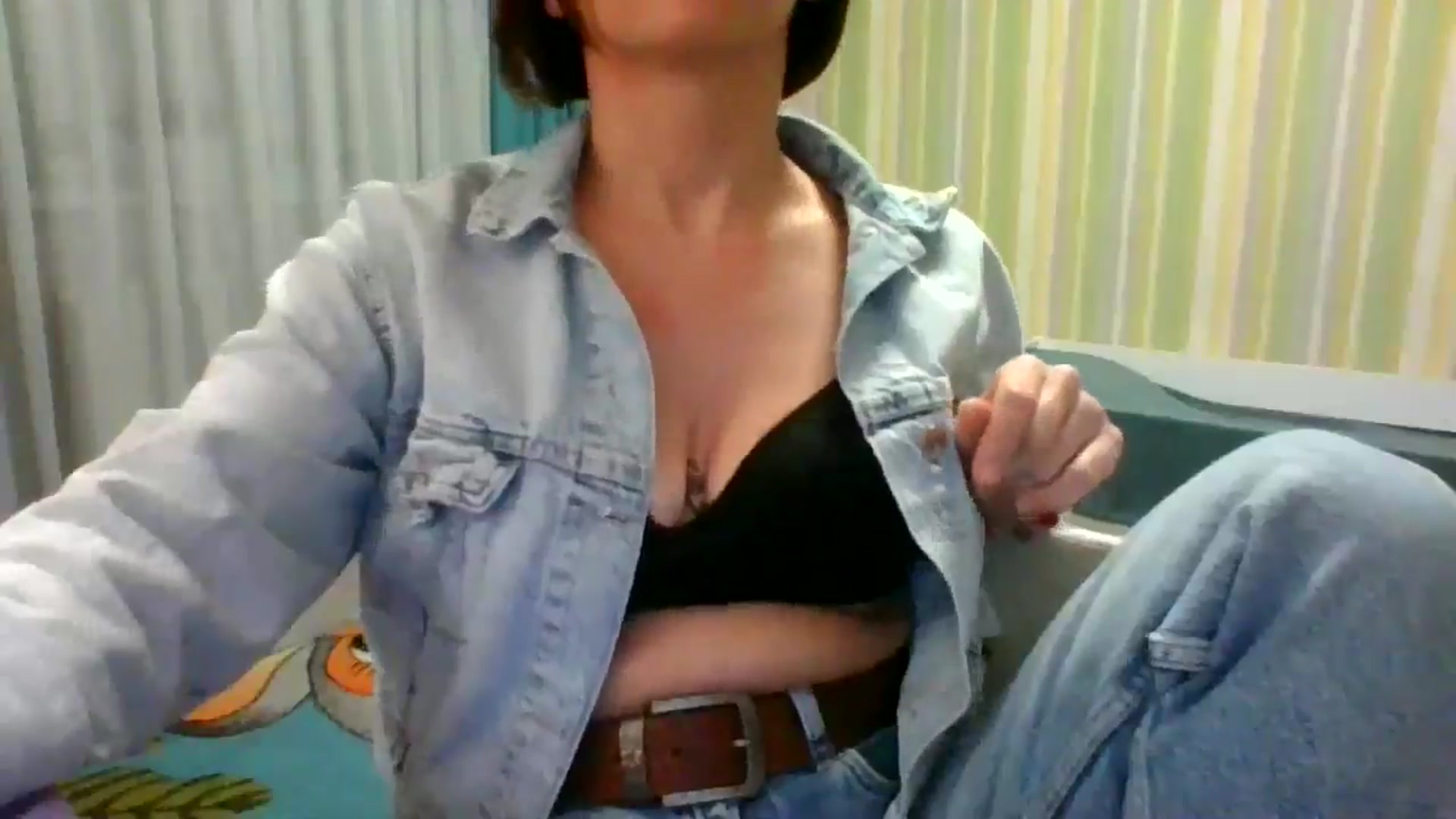Gallery image thumbnail from JewelsDoll's myfreecams stream on, 02/18/2026, 21:03 image 16 of 20