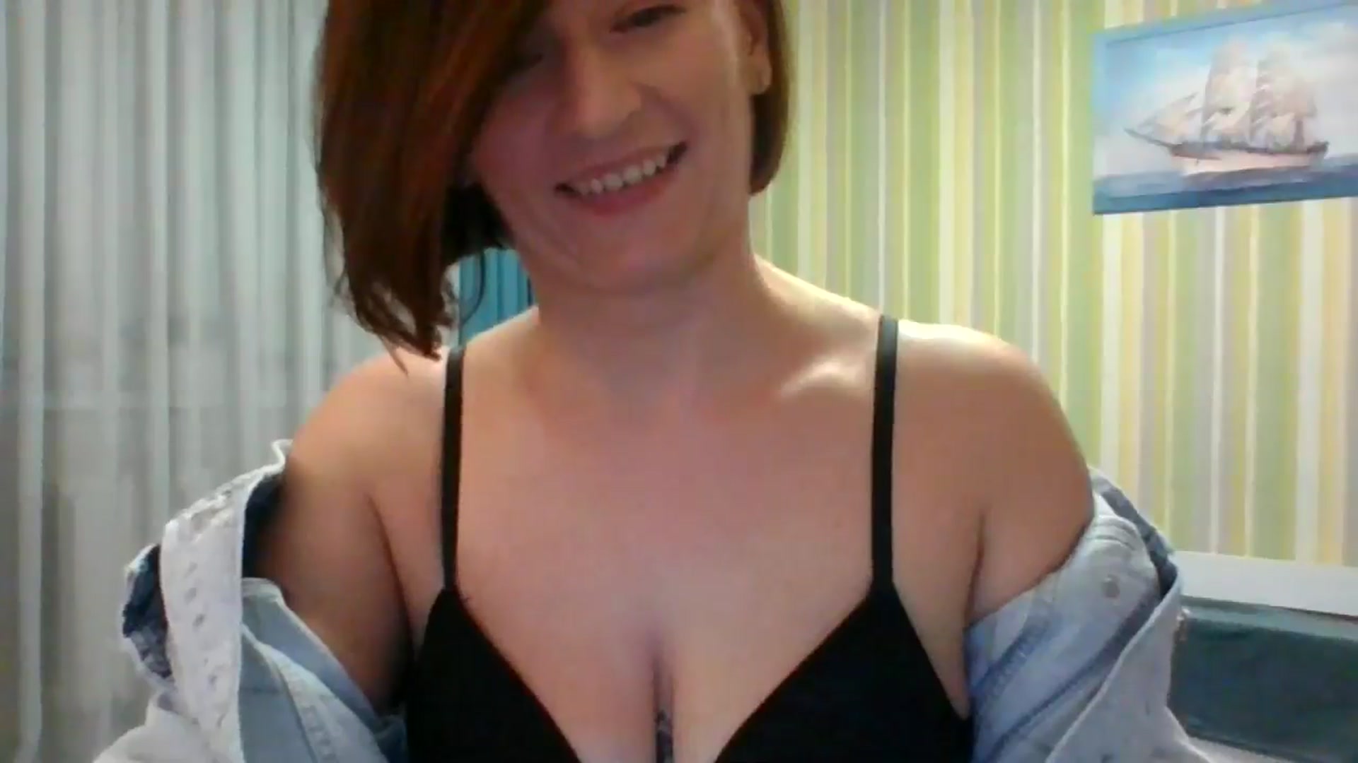 Gallery image thumbnail from JewelsDoll's myfreecams stream on, 02/18/2026, 21:03 image 12 of 20