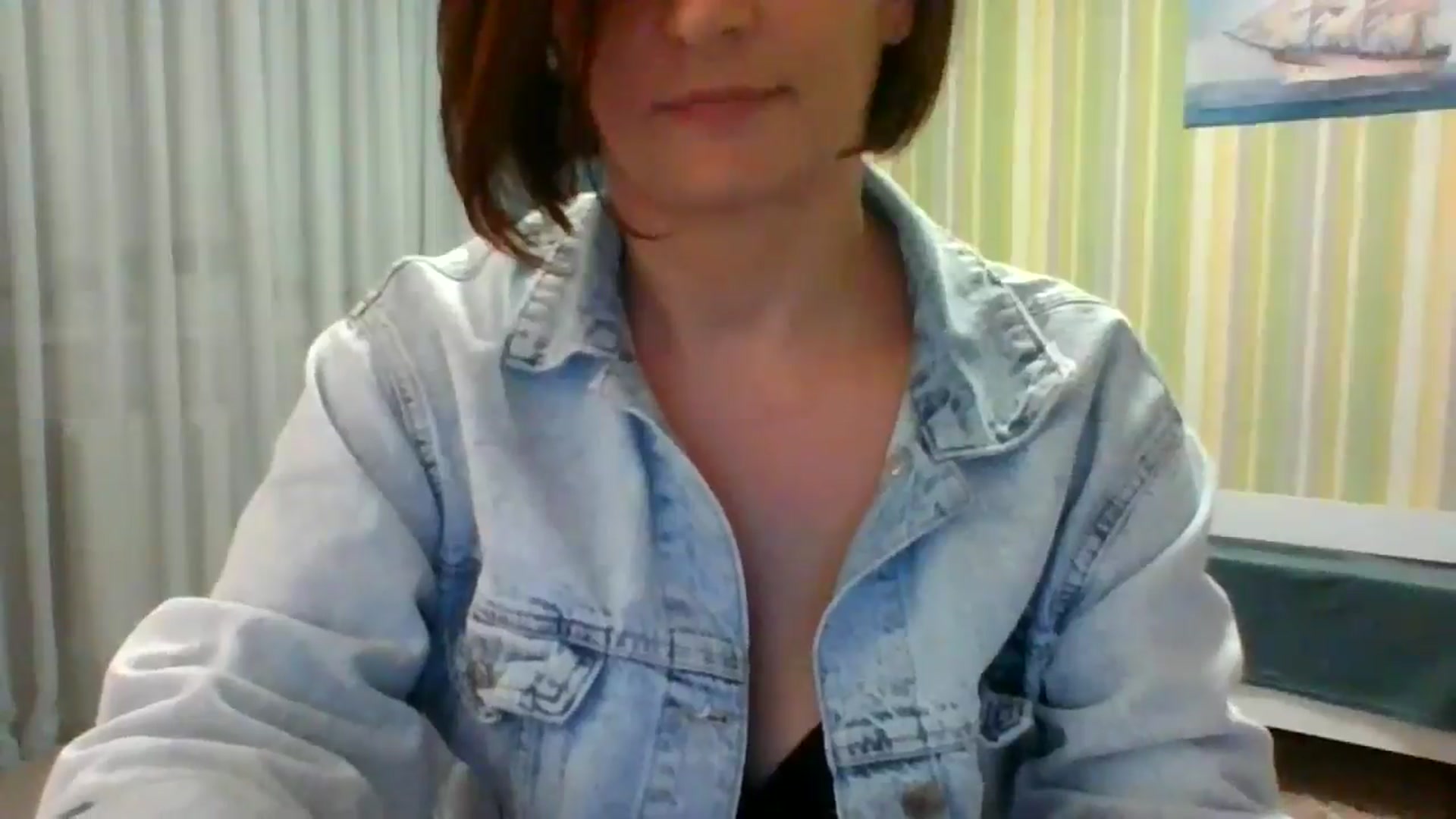Gallery image thumbnail from JewelsDoll's myfreecams stream on, 02/18/2026, 21:03 image 17 of 20