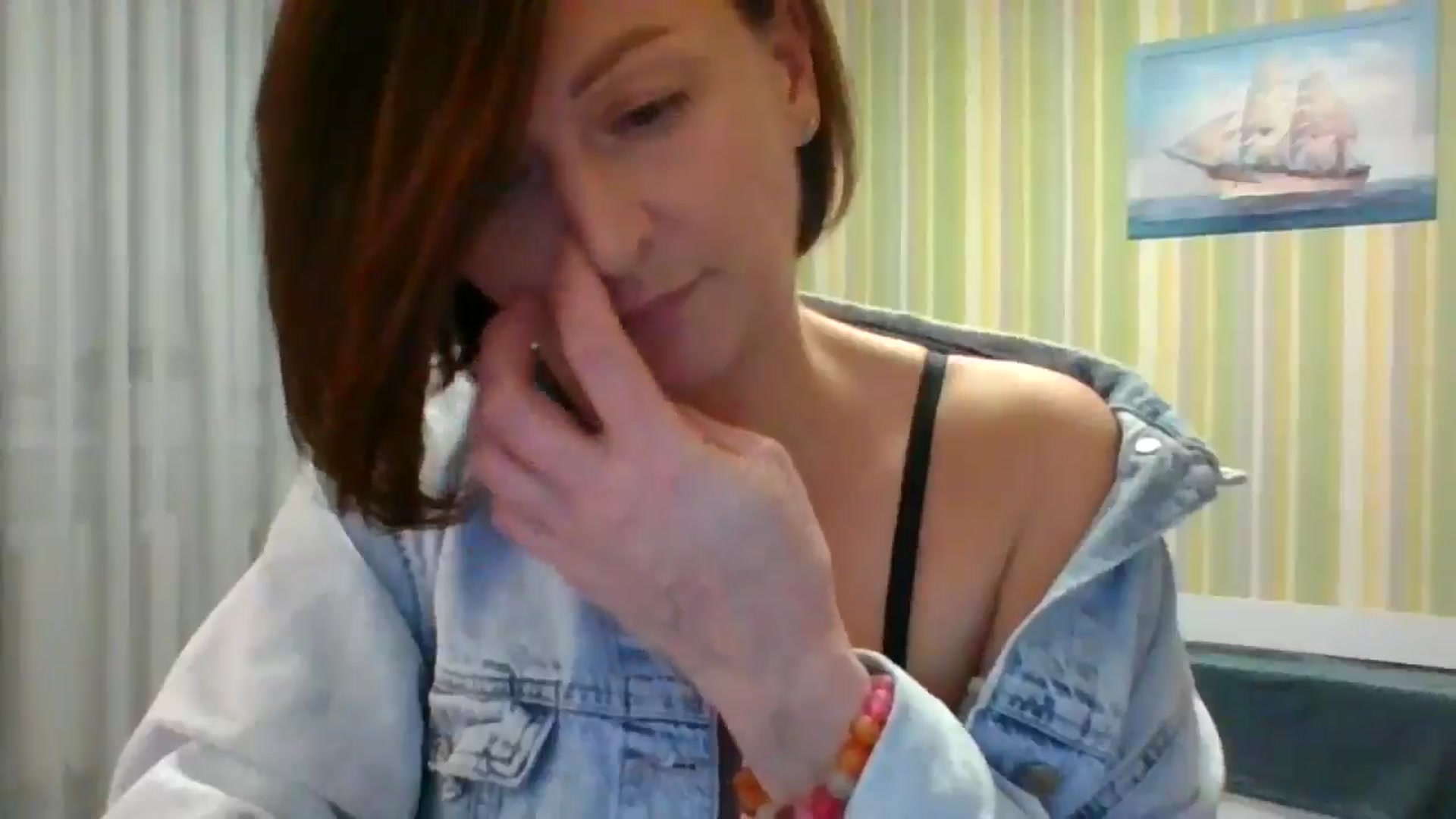 Gallery image thumbnail from JewelsDoll's myfreecams stream on, 02/18/2026, 21:03 image 6 of 20
