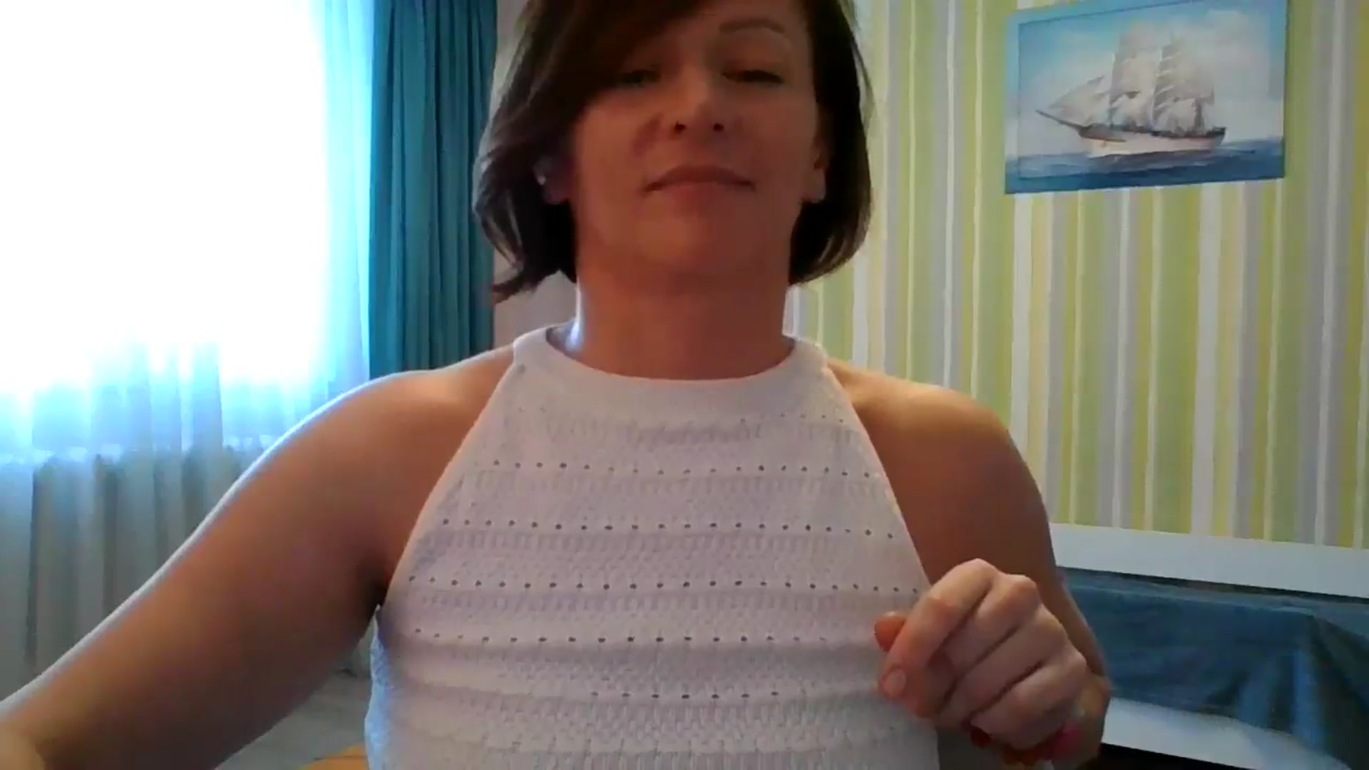 Gallery image thumbnail from JewelsDoll's myfreecams stream on, 02/19/2026, 13:59 image 15 of 20