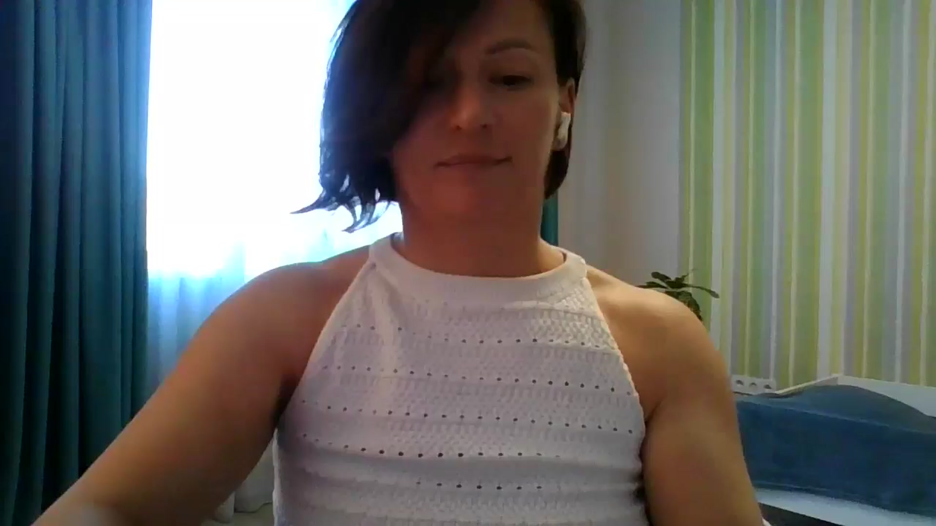 Gallery image thumbnail from JewelsDoll's myfreecams stream on, 02/19/2026, 15:40 image 1 of 20