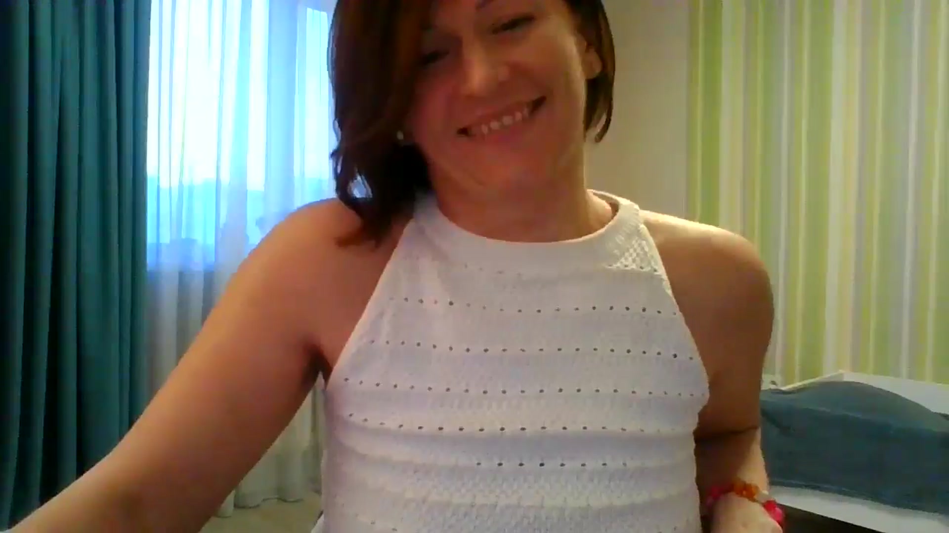 Gallery image thumbnail from JewelsDoll's myfreecams stream on, 02/19/2026, 15:40 image 18 of 20