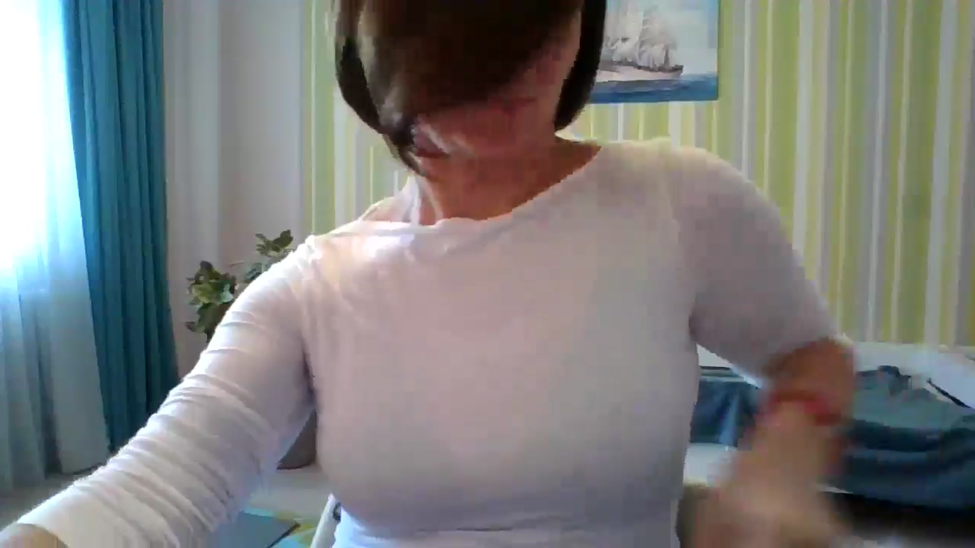 Gallery image thumbnail from JewelsDoll's myfreecams stream on, 02/21/2026, 12:28 image 18 of 20