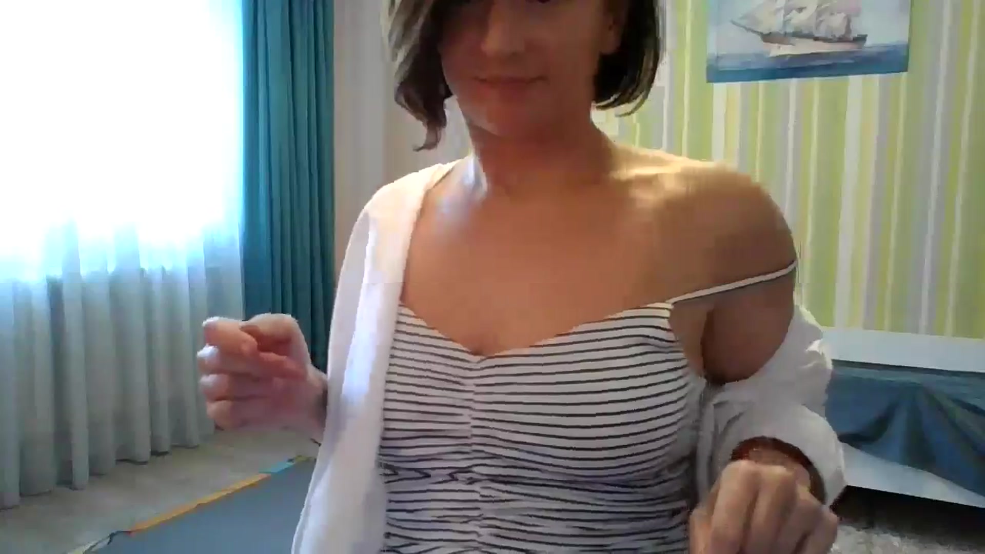 Gallery image thumbnail from JewelsDoll's myfreecams stream on, 02/23/2026, 13:19 image 13 of 20