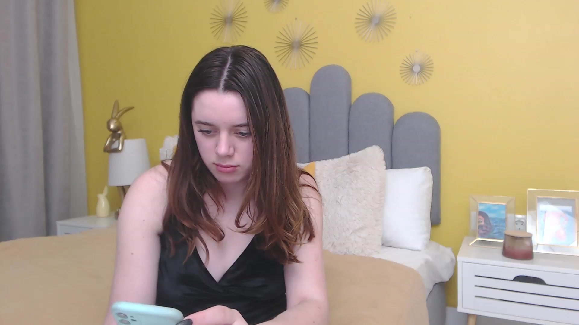 Gallery image thumbnail from JeyEvans's myfreecams stream on, 11/22/2022, 04:54 image 6 of 20