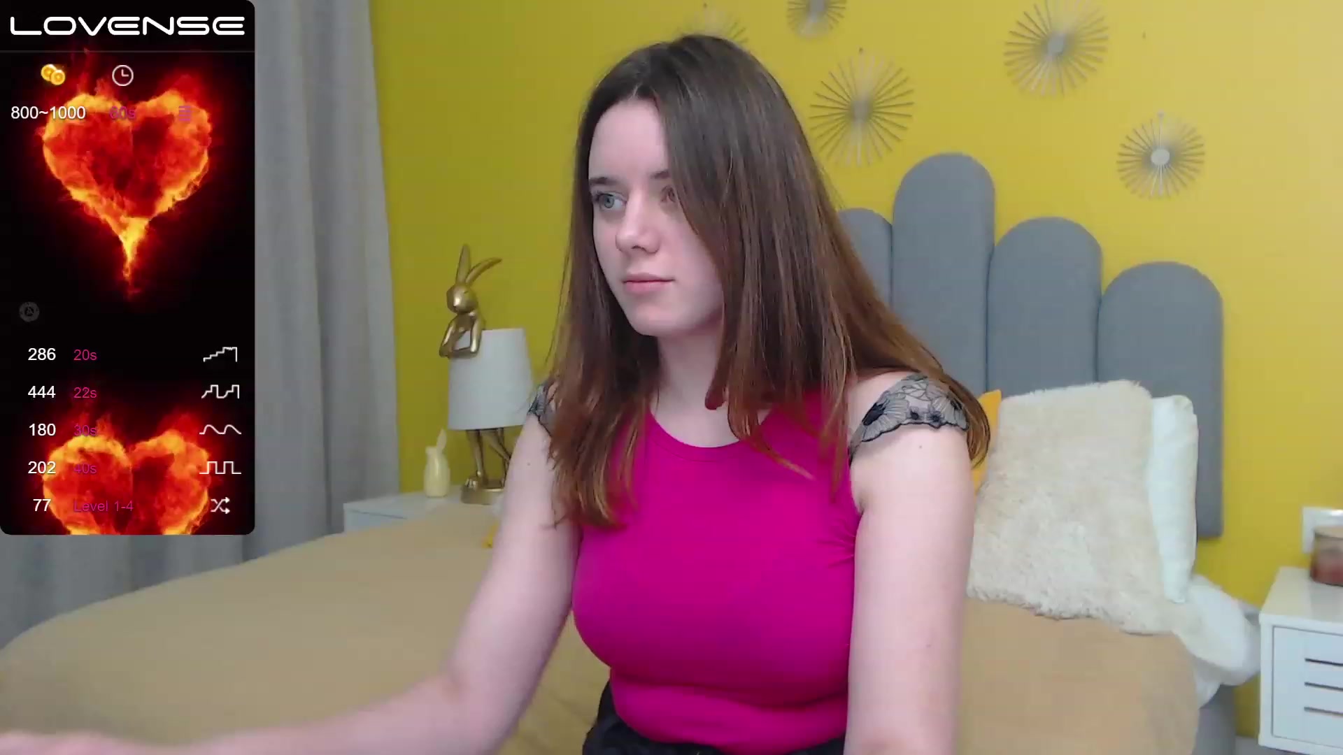 Gallery image thumbnail from JeyEvans's myfreecams stream on, 11/22/2022, 21:28 image 16 of 20