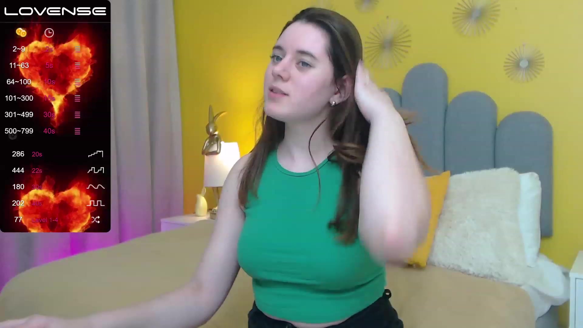 Gallery image thumbnail from JeyEvans's myfreecams stream on, 11/22/2022, 23:25 image 17 of 20