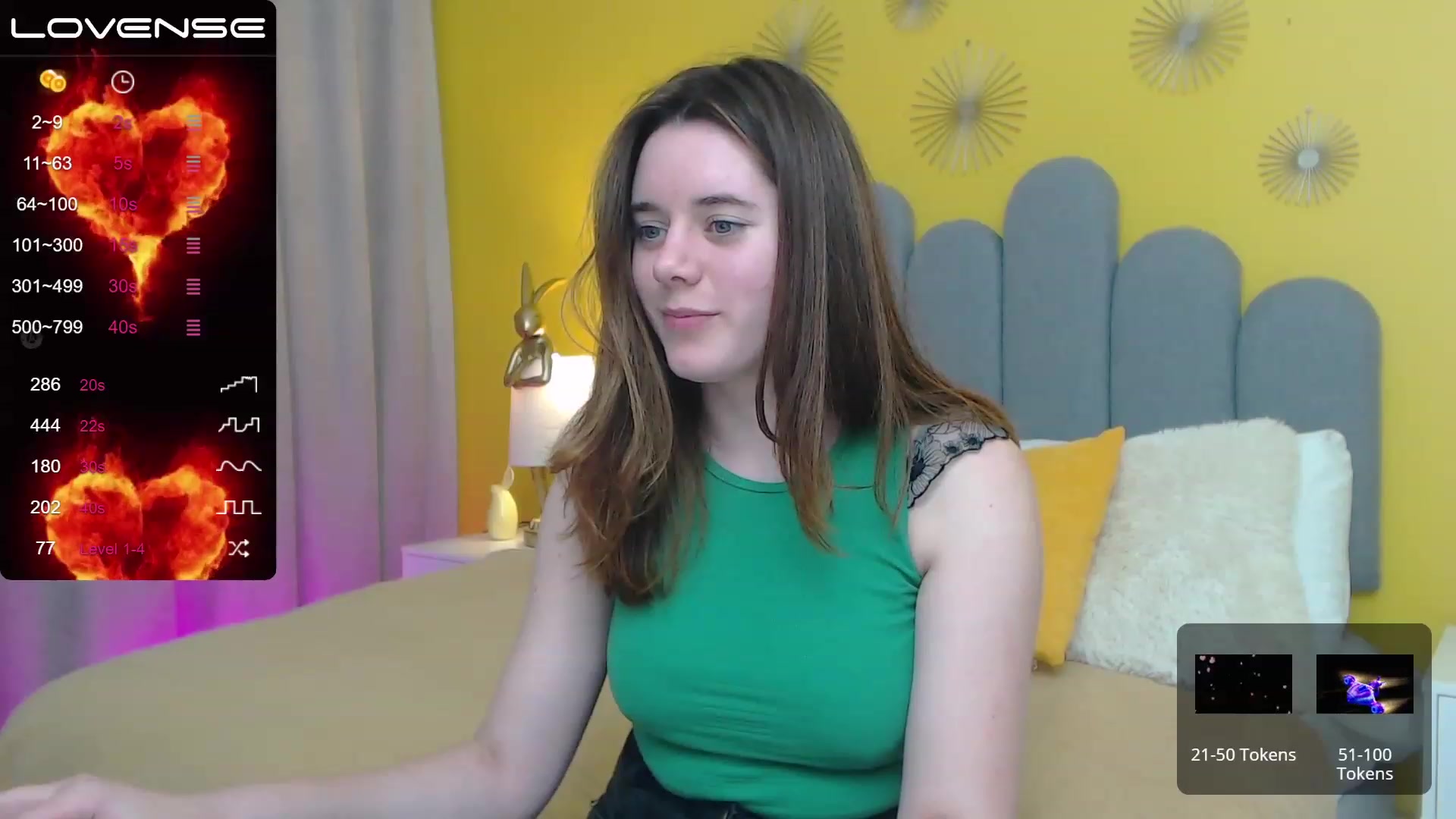 Gallery image thumbnail from JeyEvans's myfreecams stream on, 11/22/2022, 23:25 image 16 of 20