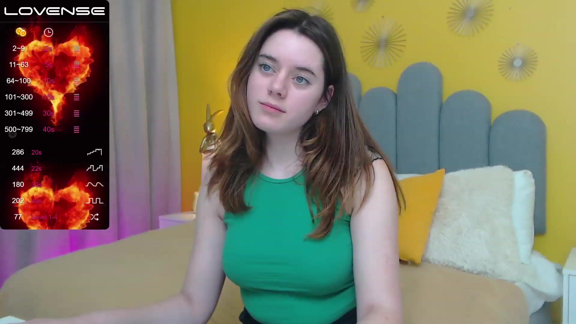 Gallery image thumbnail from JeyEvans's myfreecams stream on, 11/22/2022, 23:25 image 18 of 20