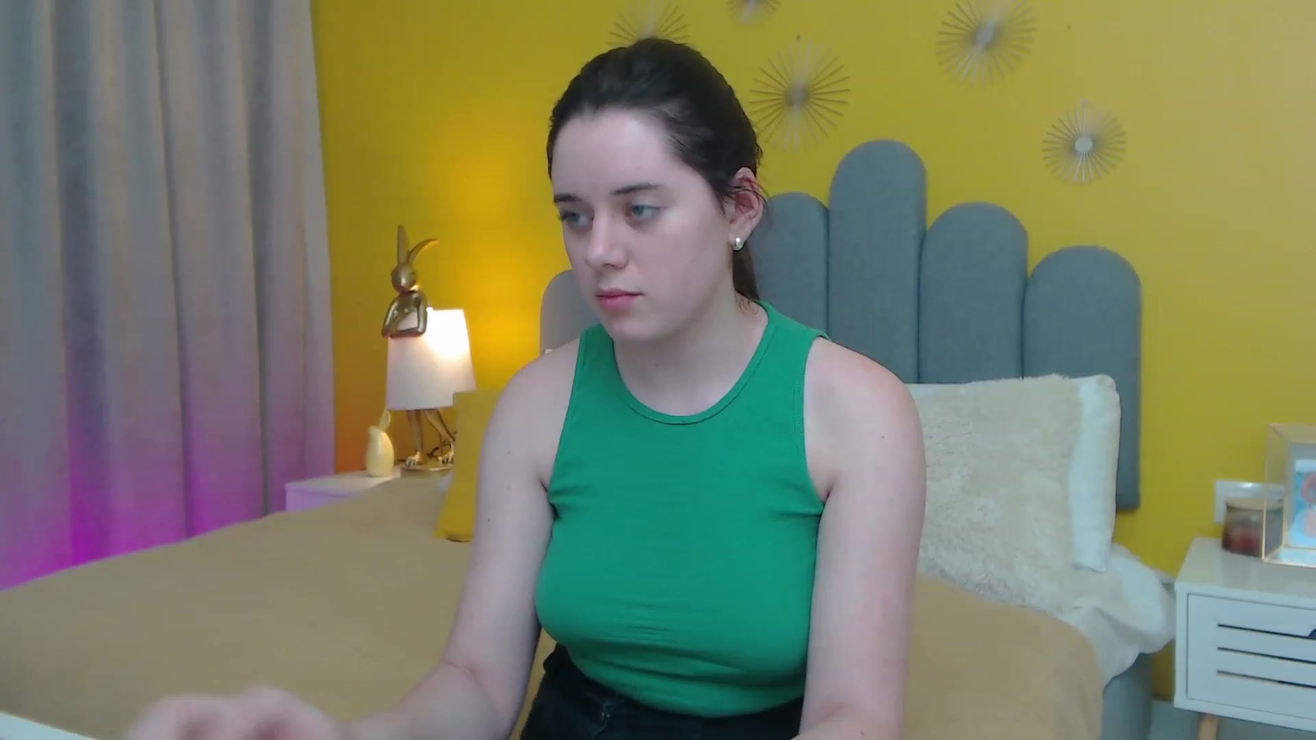 Gallery image thumbnail from JeyEvans's myfreecams stream on, 11/23/2022, 04:04 image 14 of 20