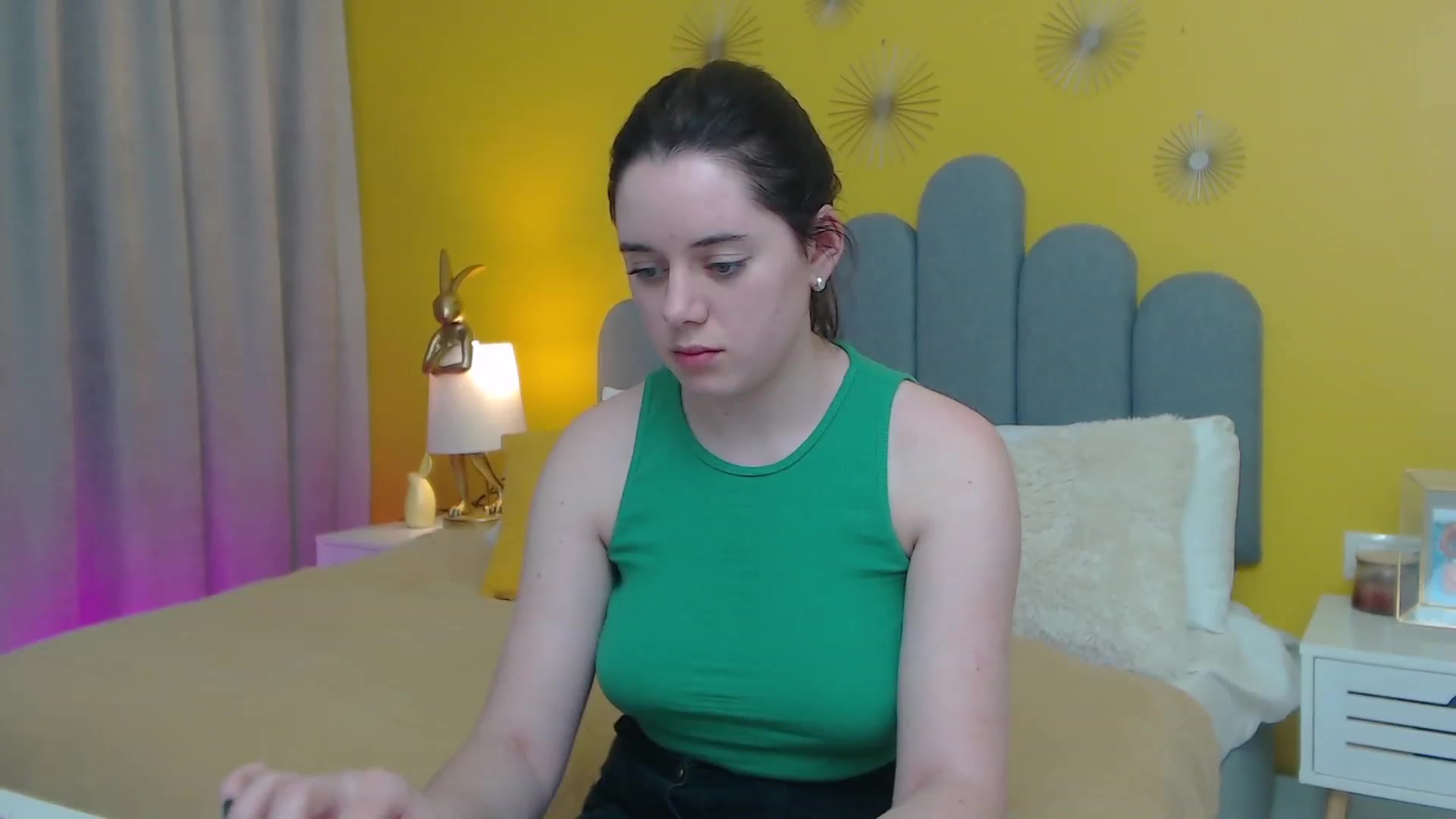 Gallery image thumbnail from JeyEvans's myfreecams stream on, 11/23/2022, 04:04 image 13 of 20