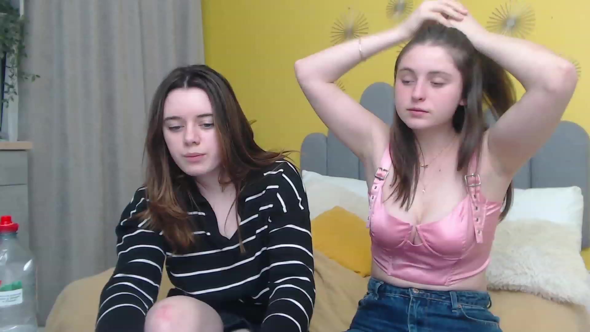 Gallery image thumbnail from JeyEvans's myfreecams stream on, 11/23/2022, 17:58 image 2 of 20